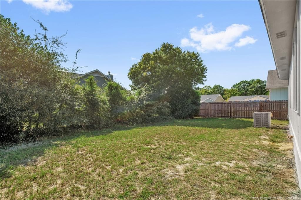 Photo 27 - 827 Windingwood Place, Hope Mills, NC 28348