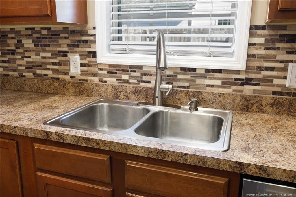 Photo 12 - 335 Gable Drive, Raeford, NC 28376