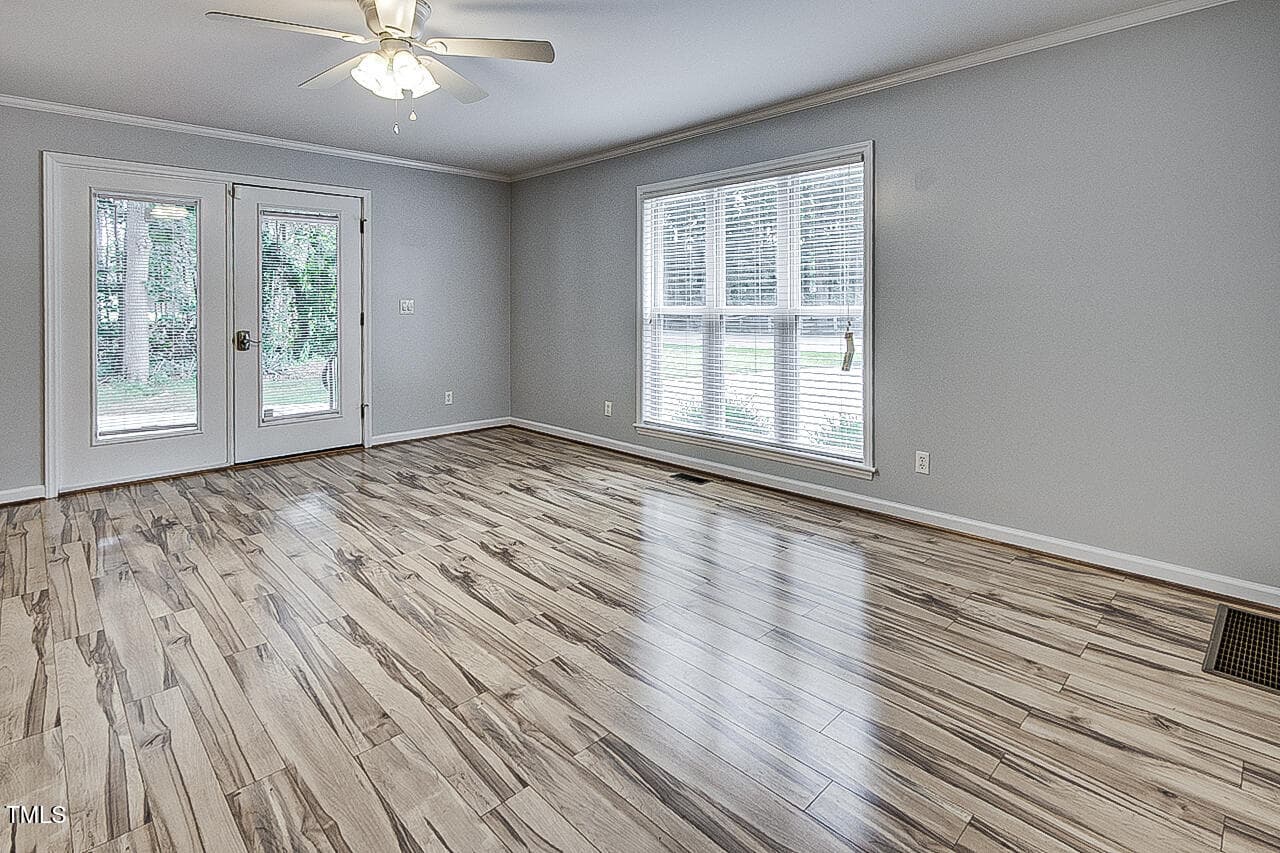 Family Room - 835 Pearleman Teague Road, Siler City, NC 27344, Siler City