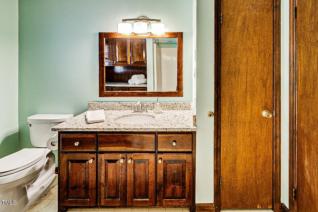 Hall Bath - 835 Pearleman Teague Road, Siler City, NC 27344, Siler City