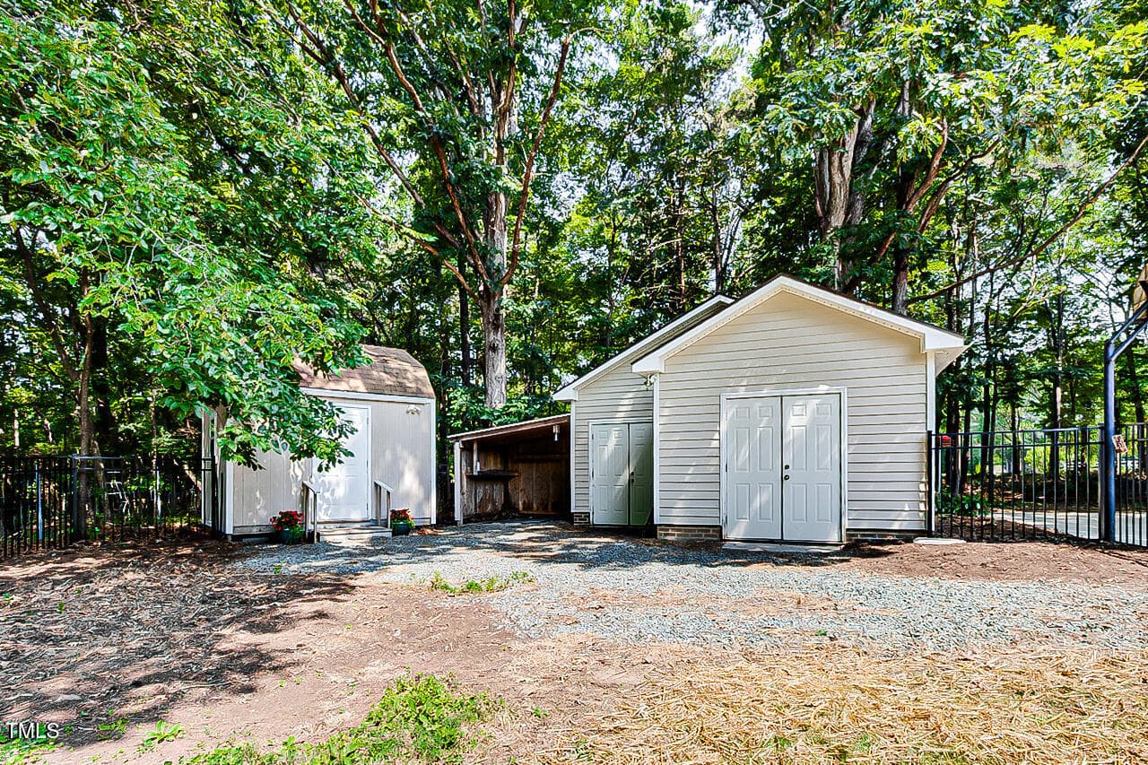 Storage Buildings/Workshops - 835 Pearleman Teague Road, Siler City, NC 27344, Siler City