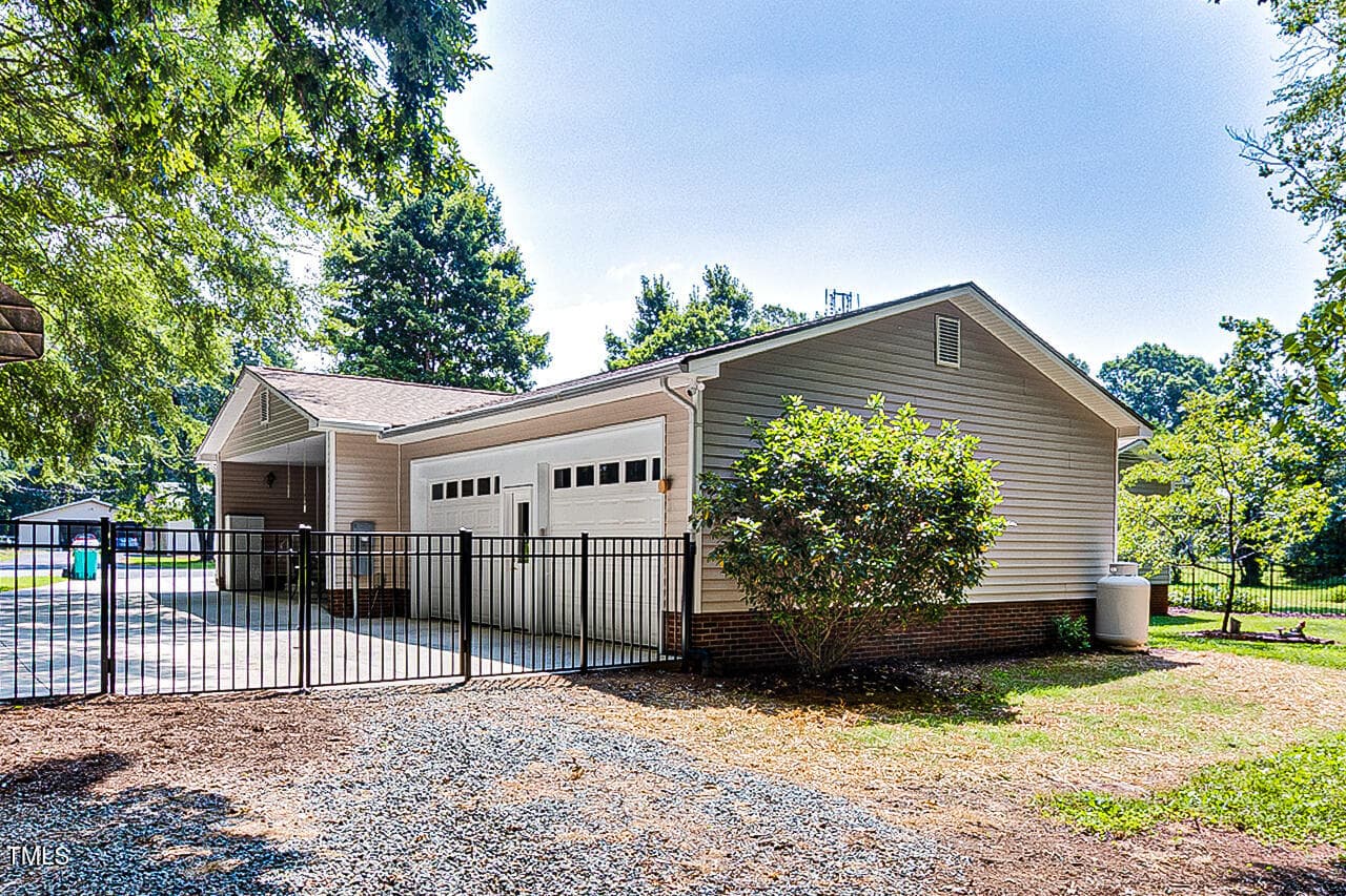 Back - 835 Pearleman Teague Road, Siler City, NC 27344, Siler City