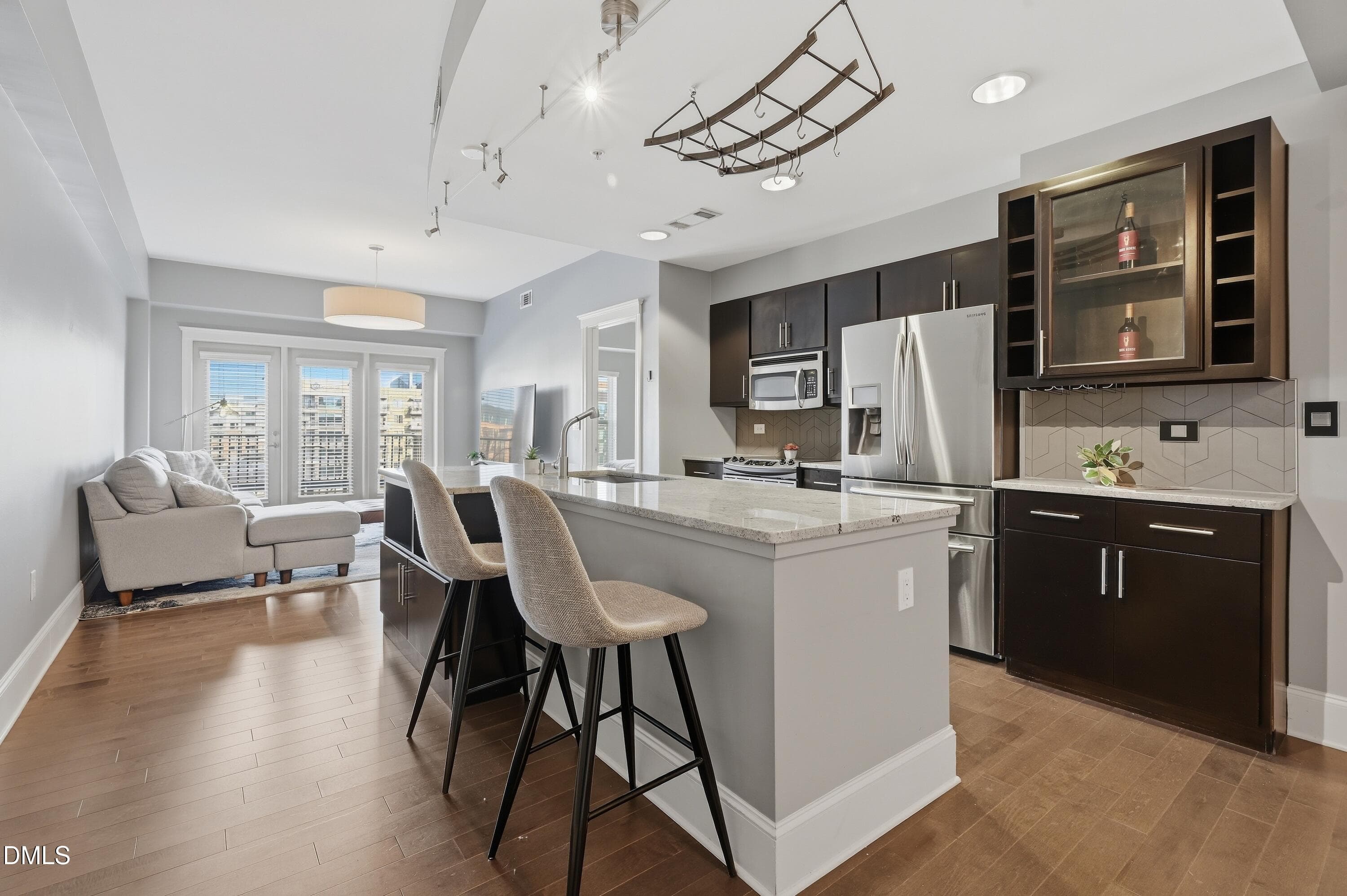 002 - 222 Glenwood Avenue 612, Raleigh, NC 27603