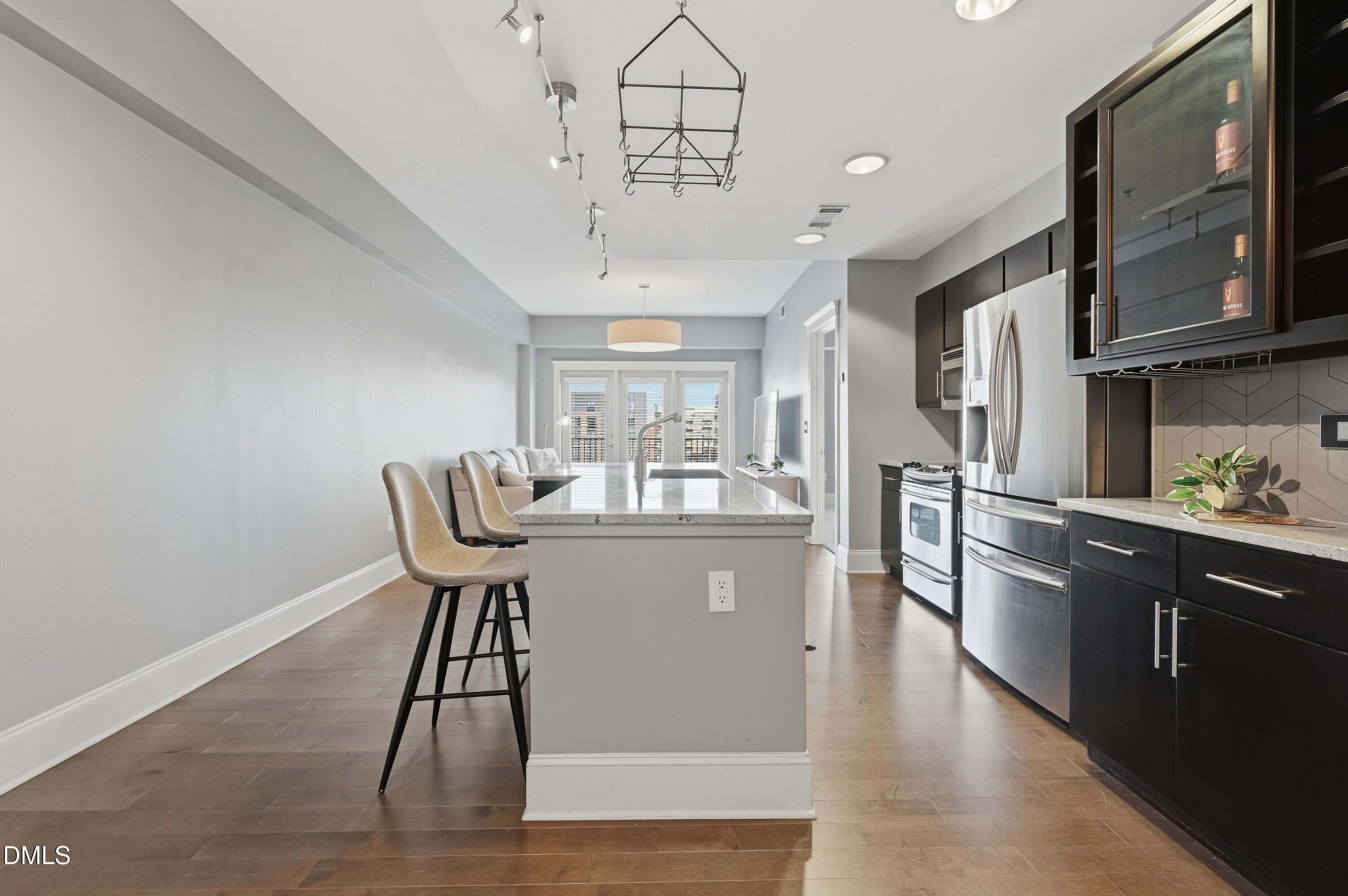 007 - 222 Glenwood Avenue 612, Raleigh, NC 27603