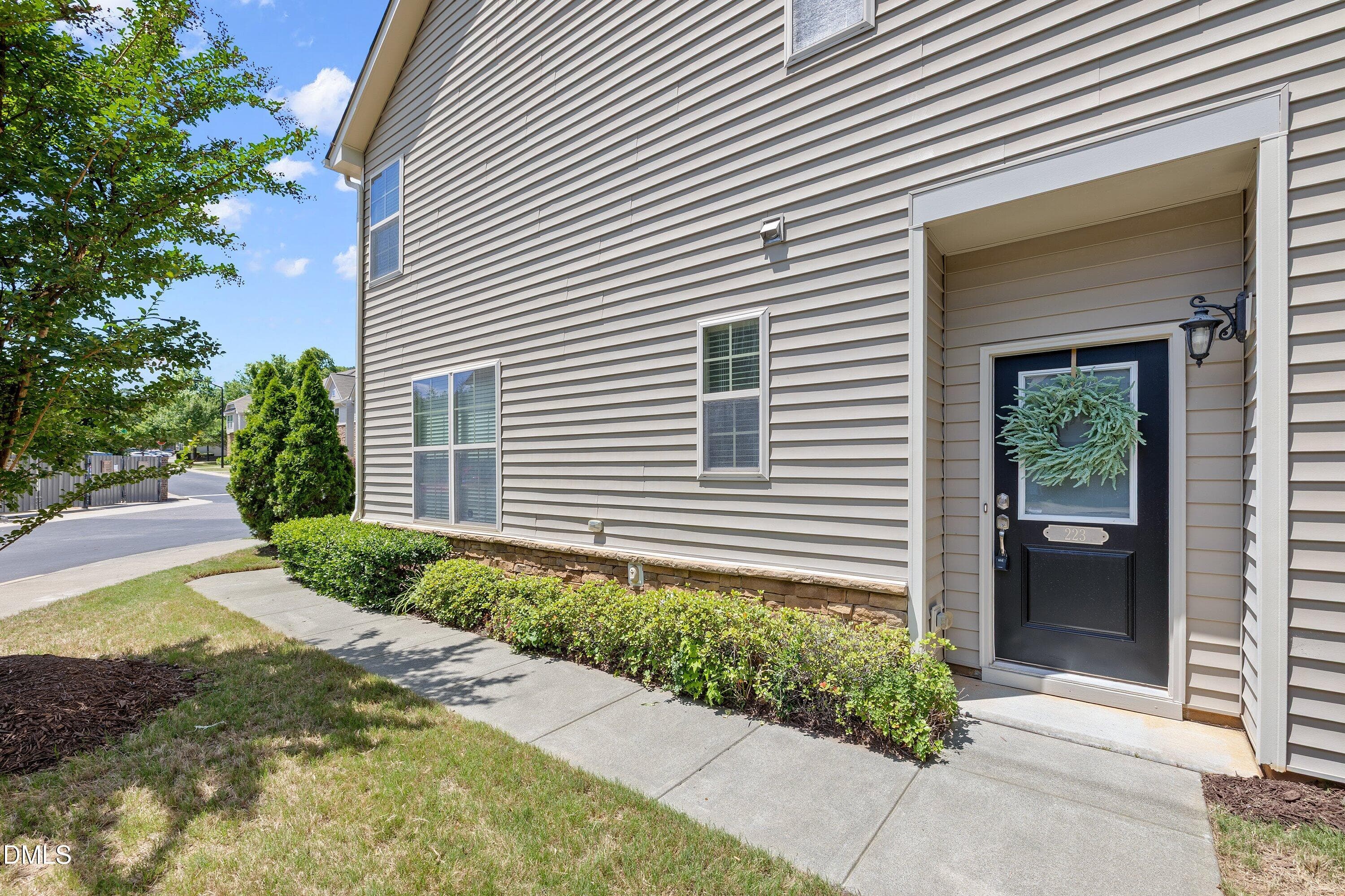 42-223 Diamond118 Temple_0362 - 223 Diamond Head Drive, Durham, NC 27705