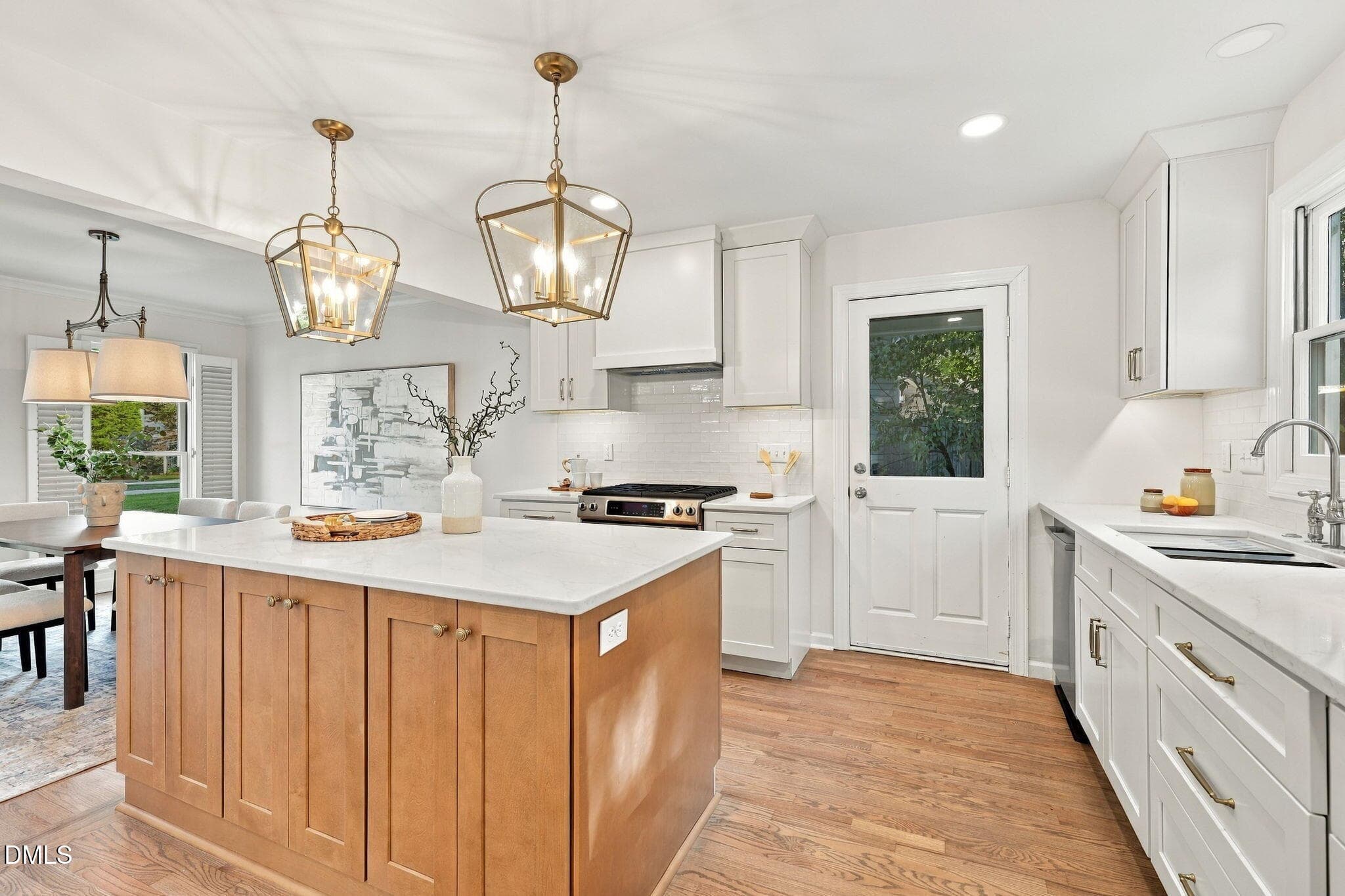 36-web-or-mls-IMG_7905 - 800 Temple Street, Raleigh, NC 27609