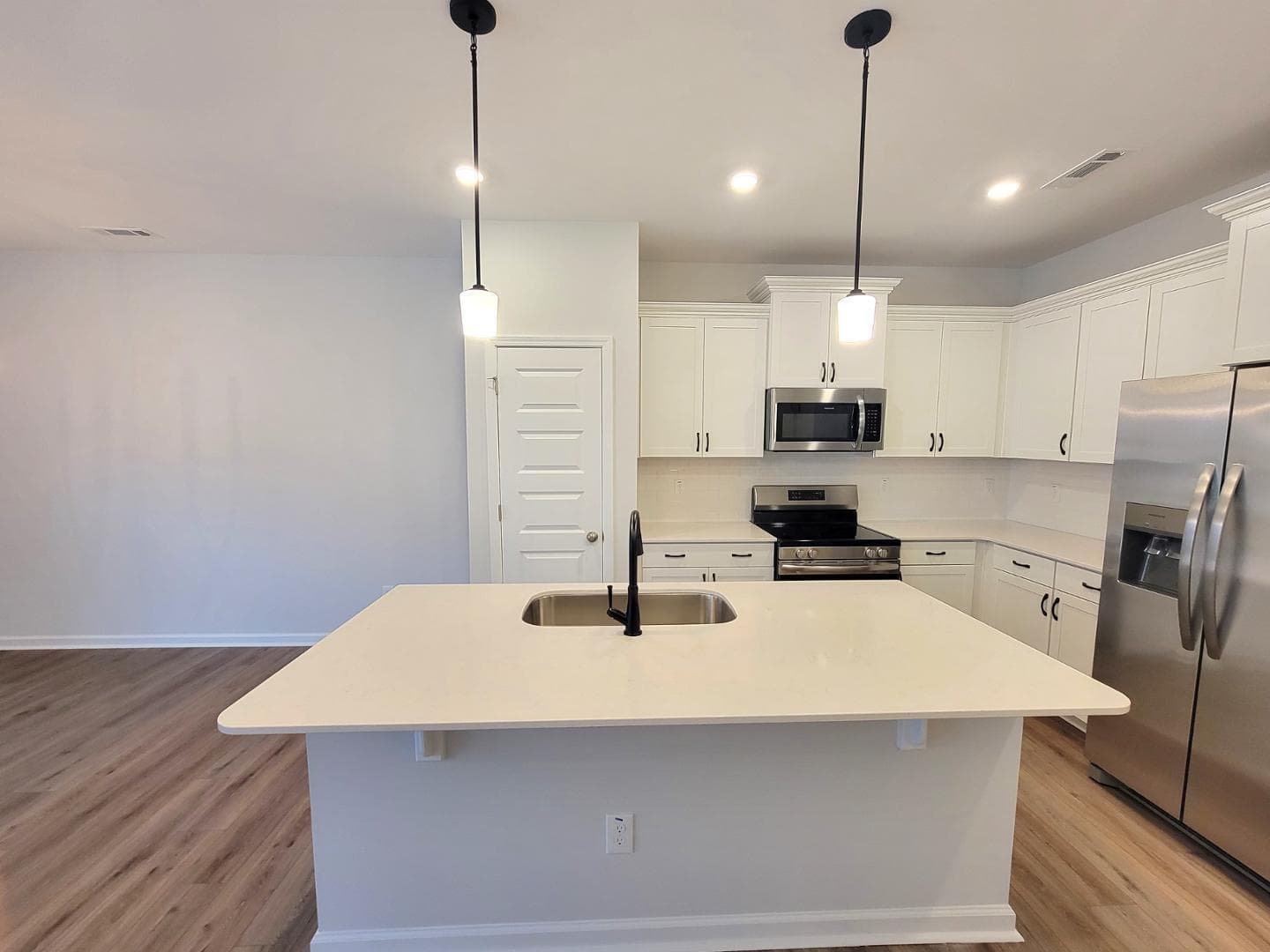 Photo #8 - 215 Chesapeake Cmns Street, Garner, NC 27529