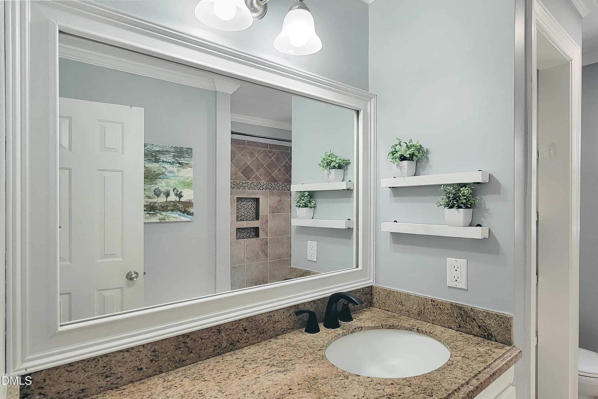 Second Floor Hall Bath - 4109 Millyork Court, Apex, NC 27539