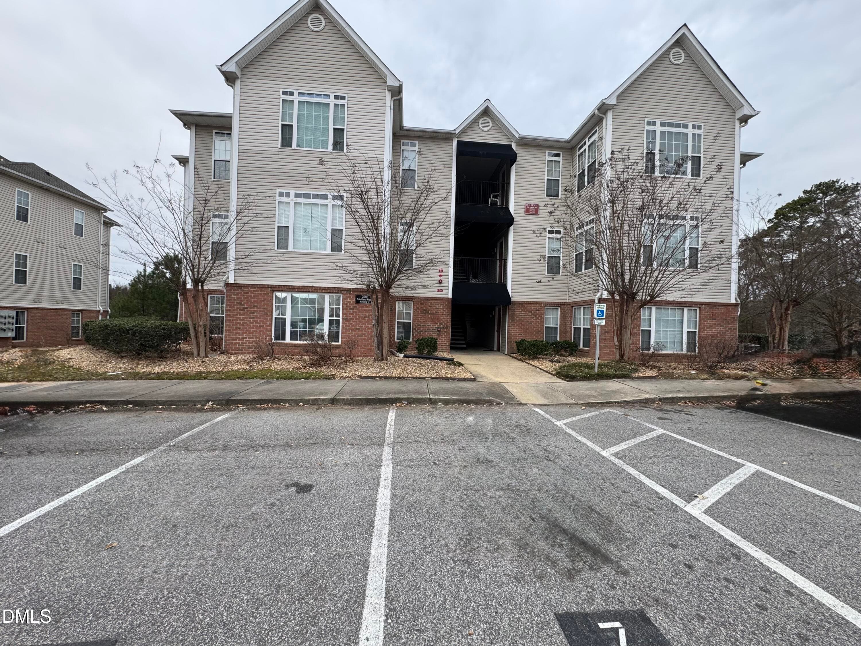 2510 Friedland Place 300, Raleigh, NC 27617