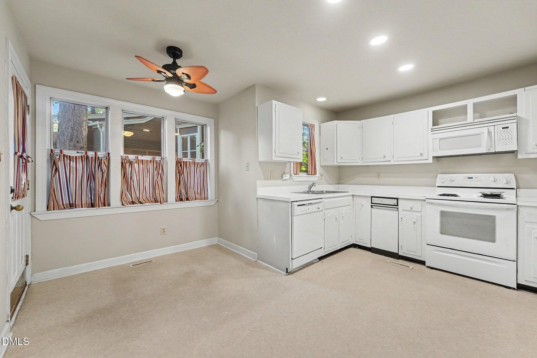 Kitchen - 5830 Sentinel Drive, Raleigh, NC 27609