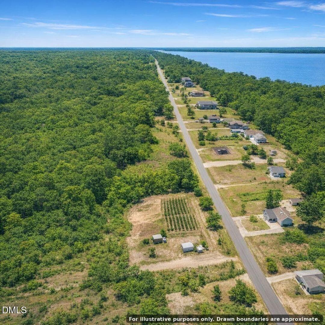 2156 Smithtown Road SE, Bolivia, NC 28422