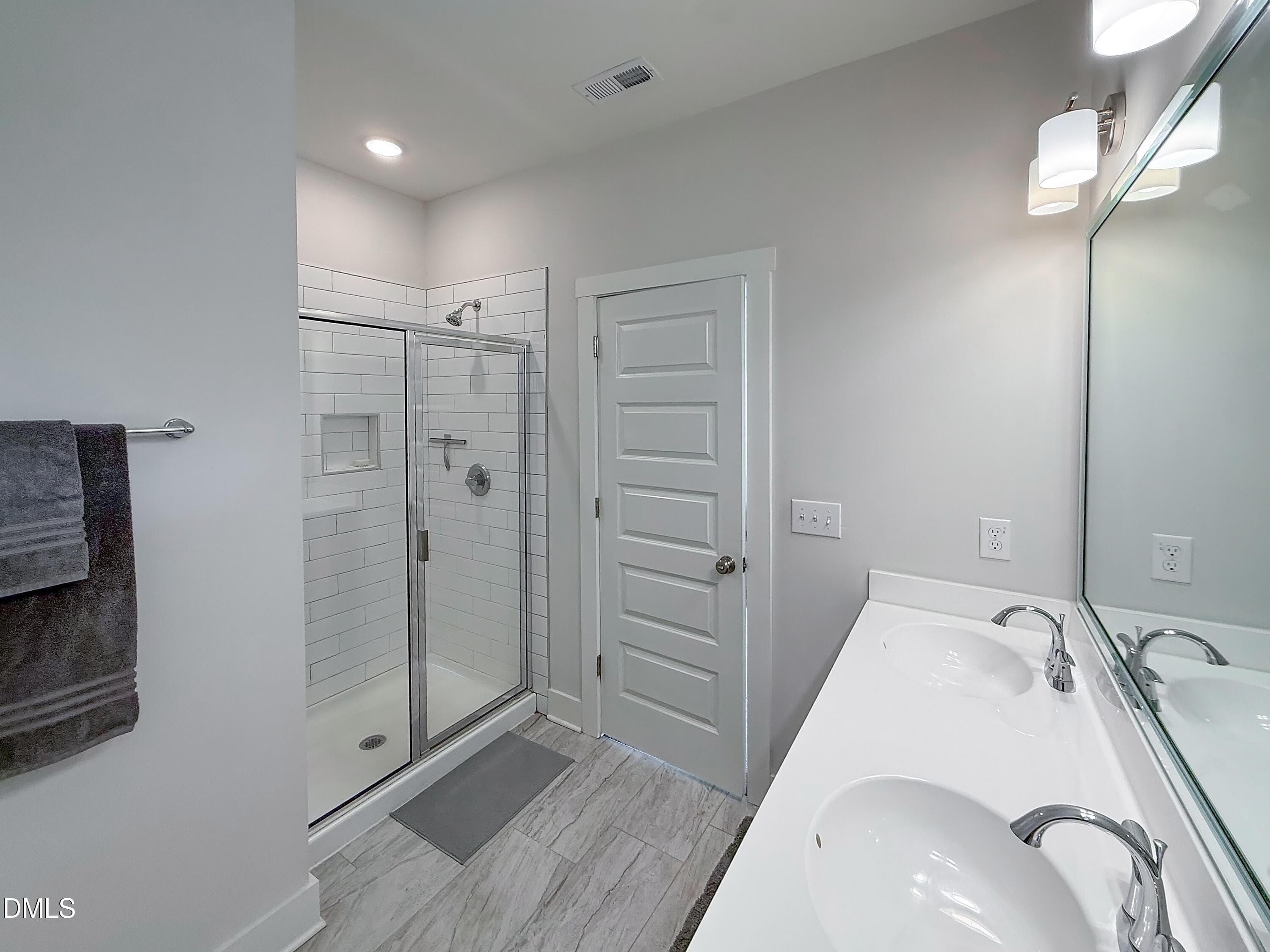 Primary Bath - 829 S Franklin Street, Wake Forest, NC 27587, Wake Forest