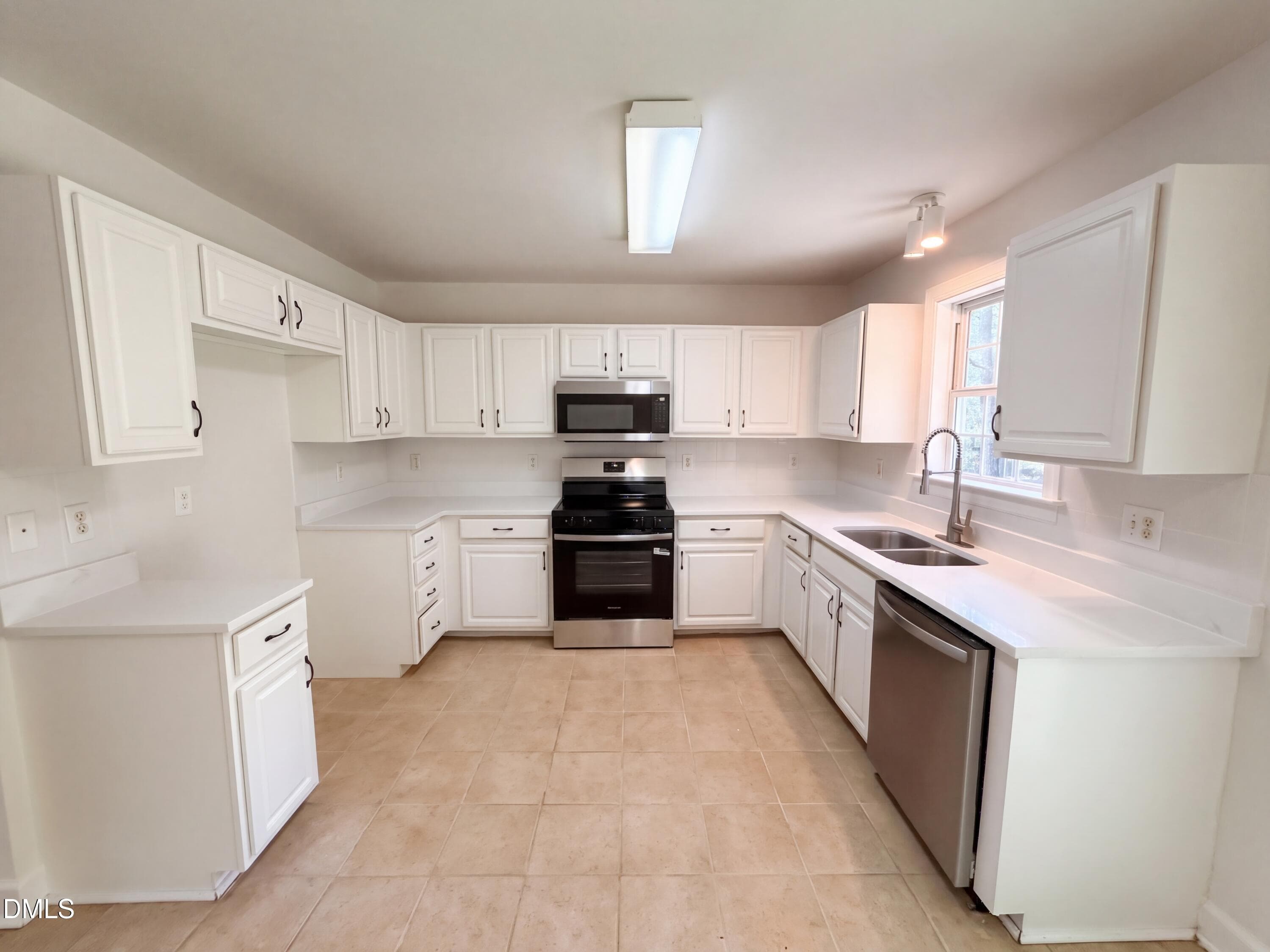 photo_04 - 270 Cherrylaurel Drive, Youngsville, NC 27596, Youngsville