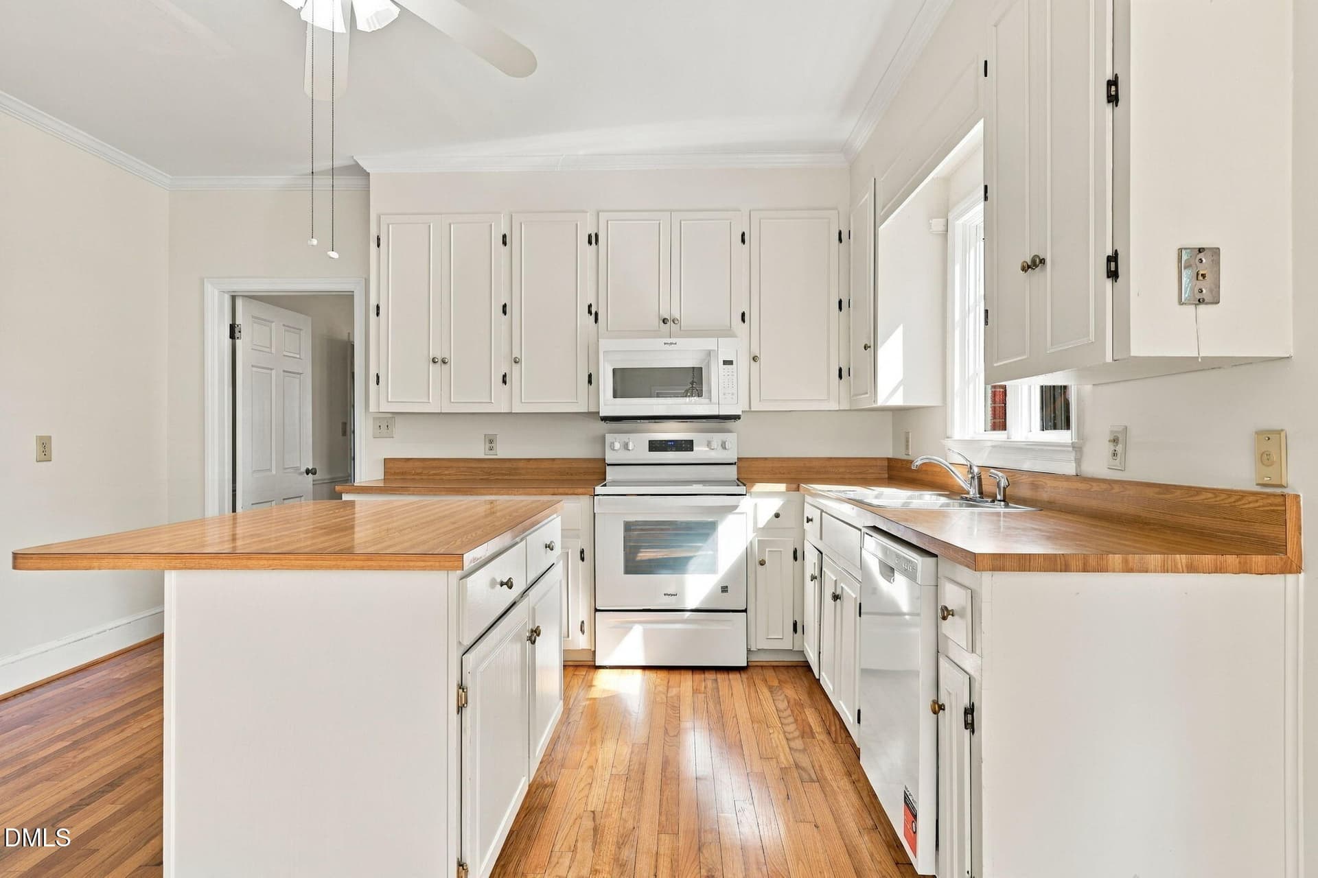 34-web-or-mls-IMG_8330_Edit - 817 S Vermont Street, Smithfield, NC 27577