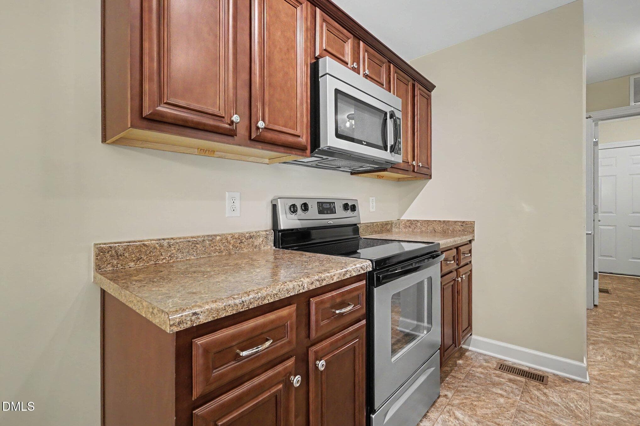 017_file_6462 - 121 Hunterwood Place, Benson, NC 27504, Benson
