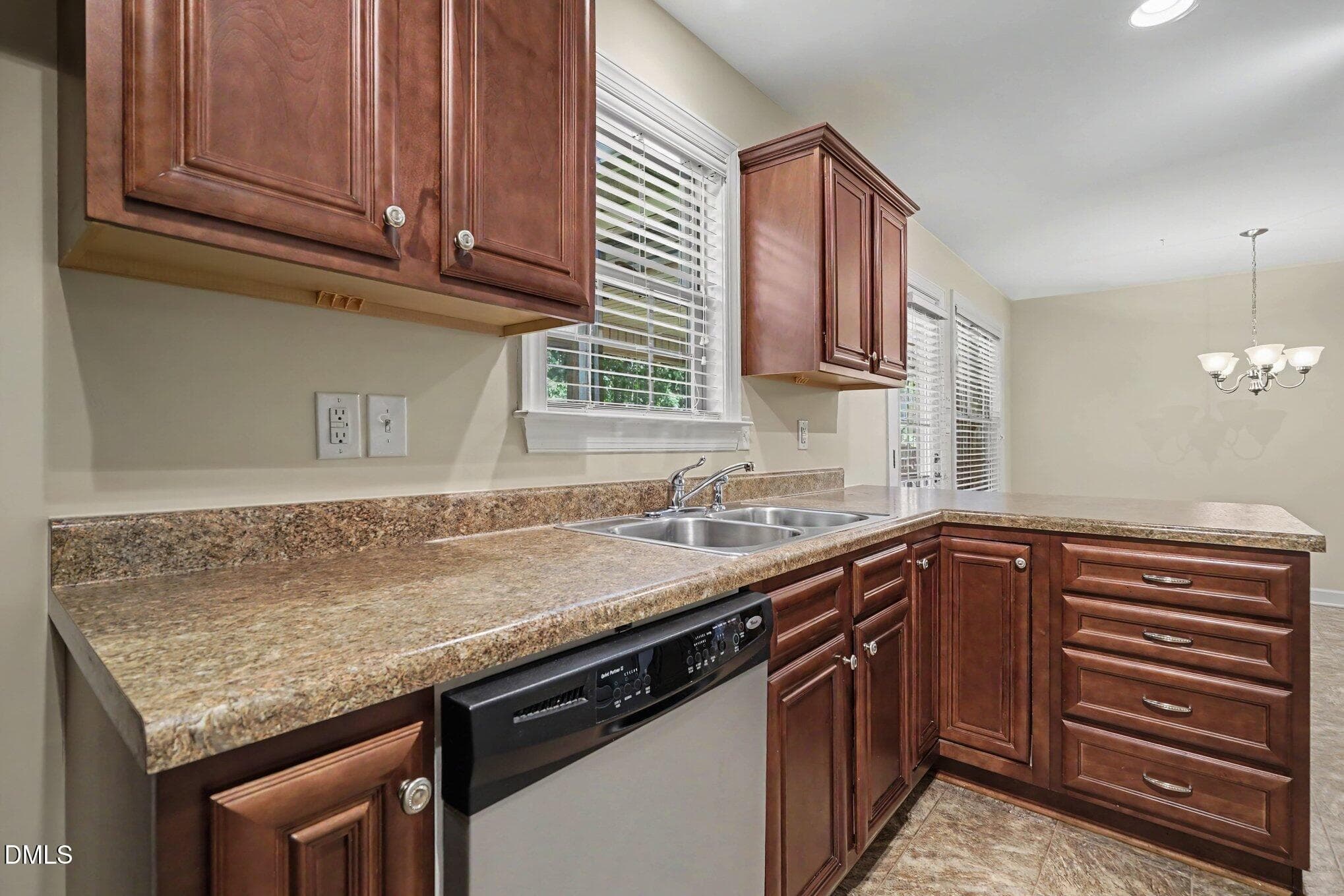 018_file_7931 - 121 Hunterwood Place, Benson, NC 27504, Benson