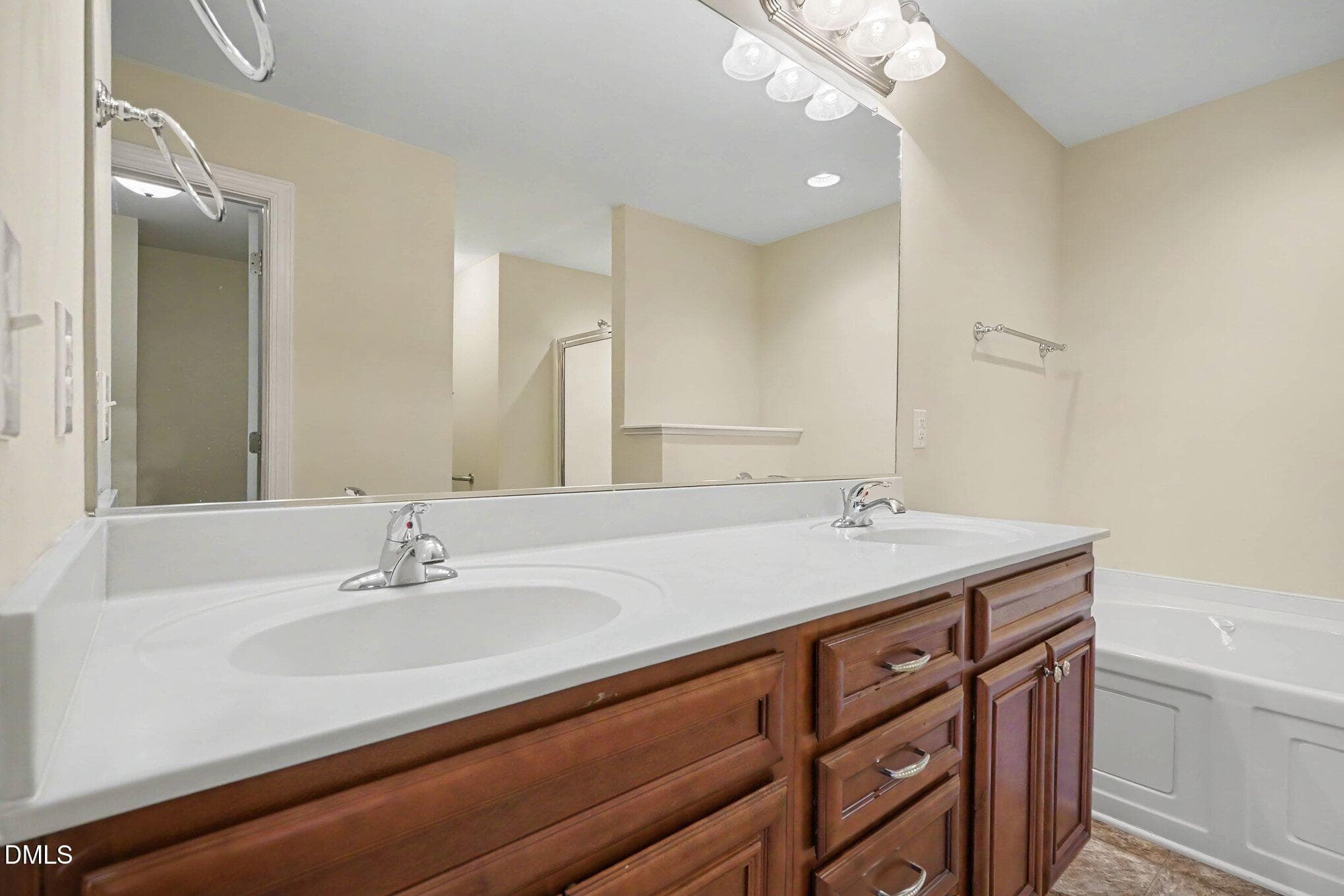 022_file_9703 - 121 Hunterwood Place, Benson, NC 27504, Benson