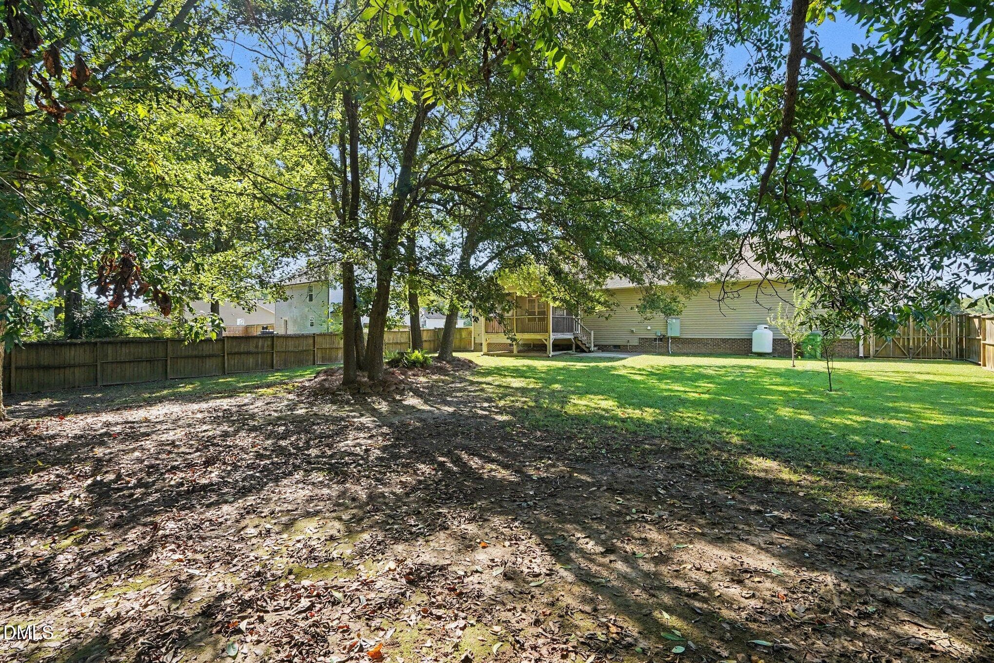 034_file_2586 - 121 Hunterwood Place, Benson, NC 27504, Benson