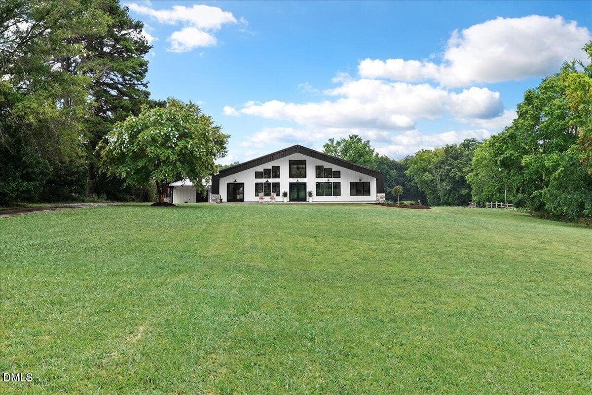 13-DSC00047 - 306 Hibernia Road, Henderson, NC 27537, Henderson