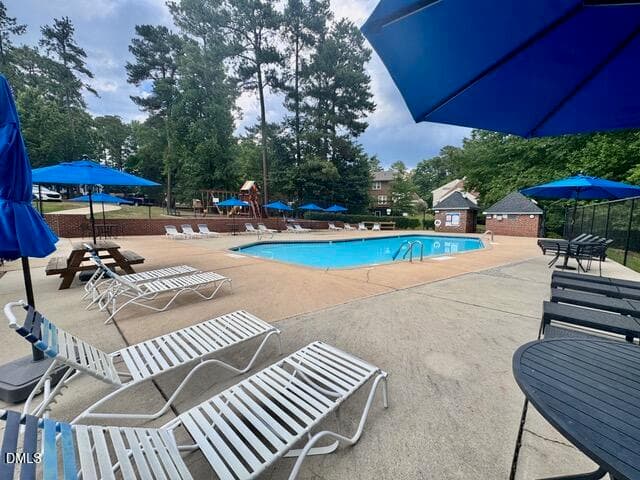 IMG_7143 - 512 Olde Towne Drive, Sanford, NC 27330