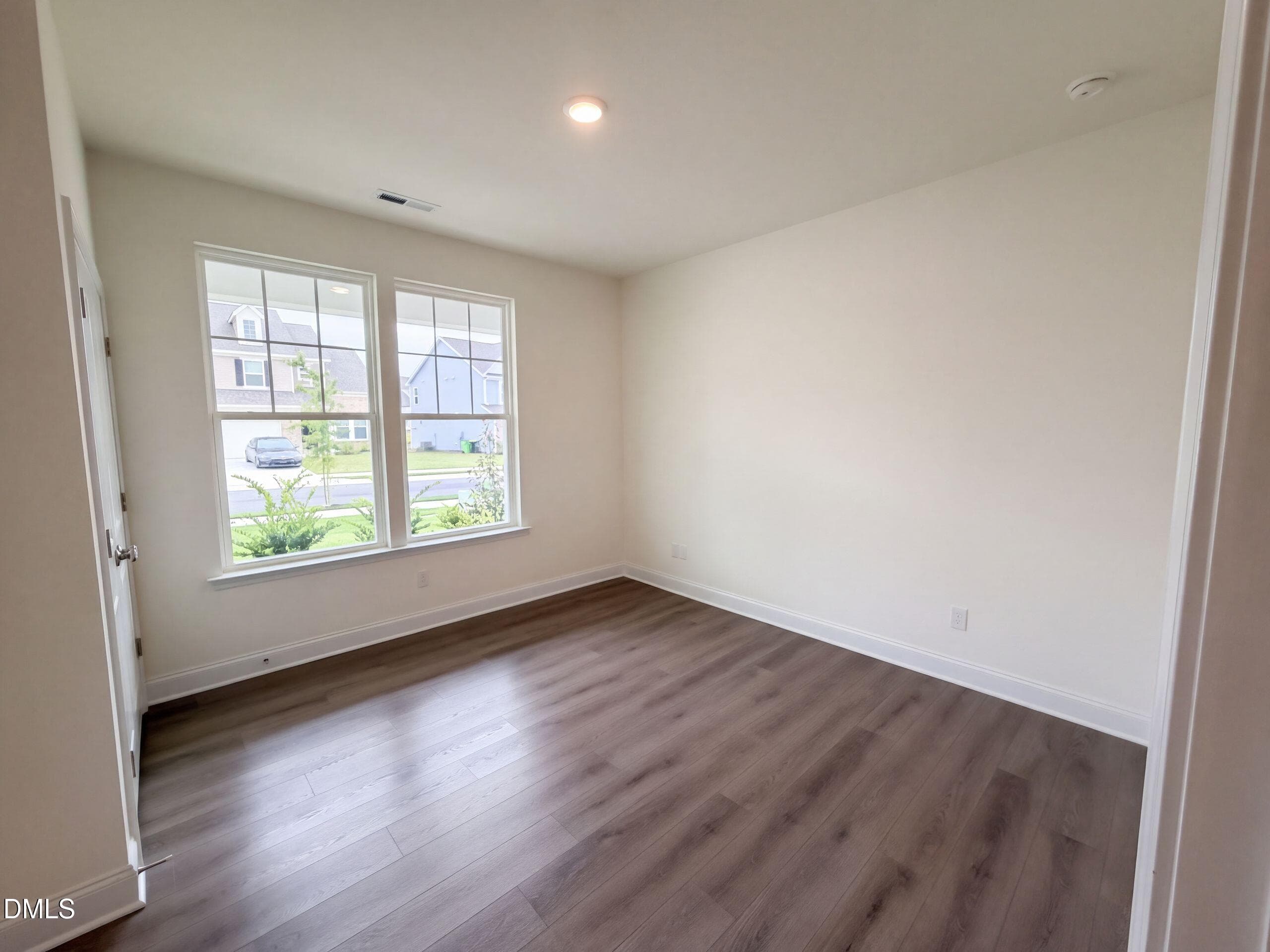 listing_13 - 1008 Channel Drop Loop, Zebulon, NC 27597, Zebulon