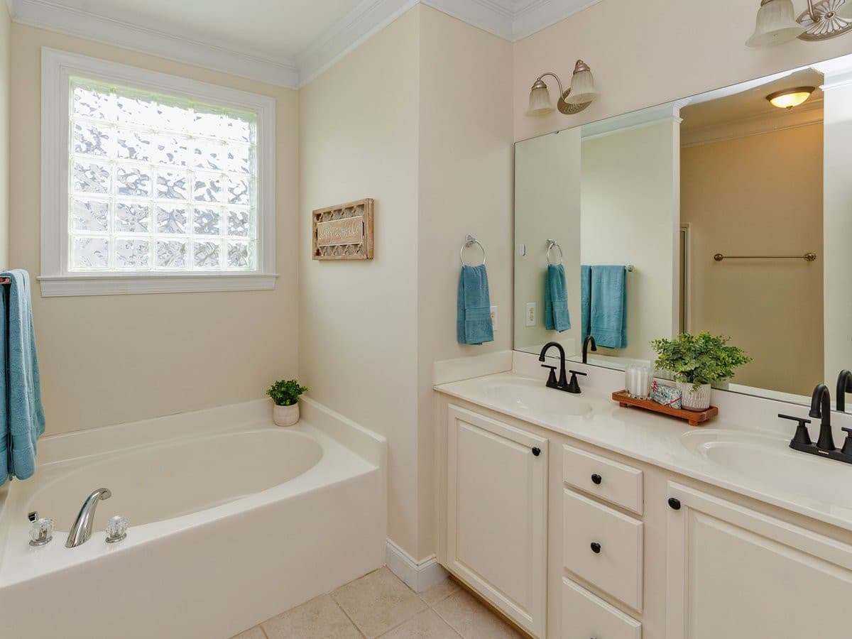 16.jpg - 75 Glen Oaks Drive, Youngsville, NC 27596, Youngsville