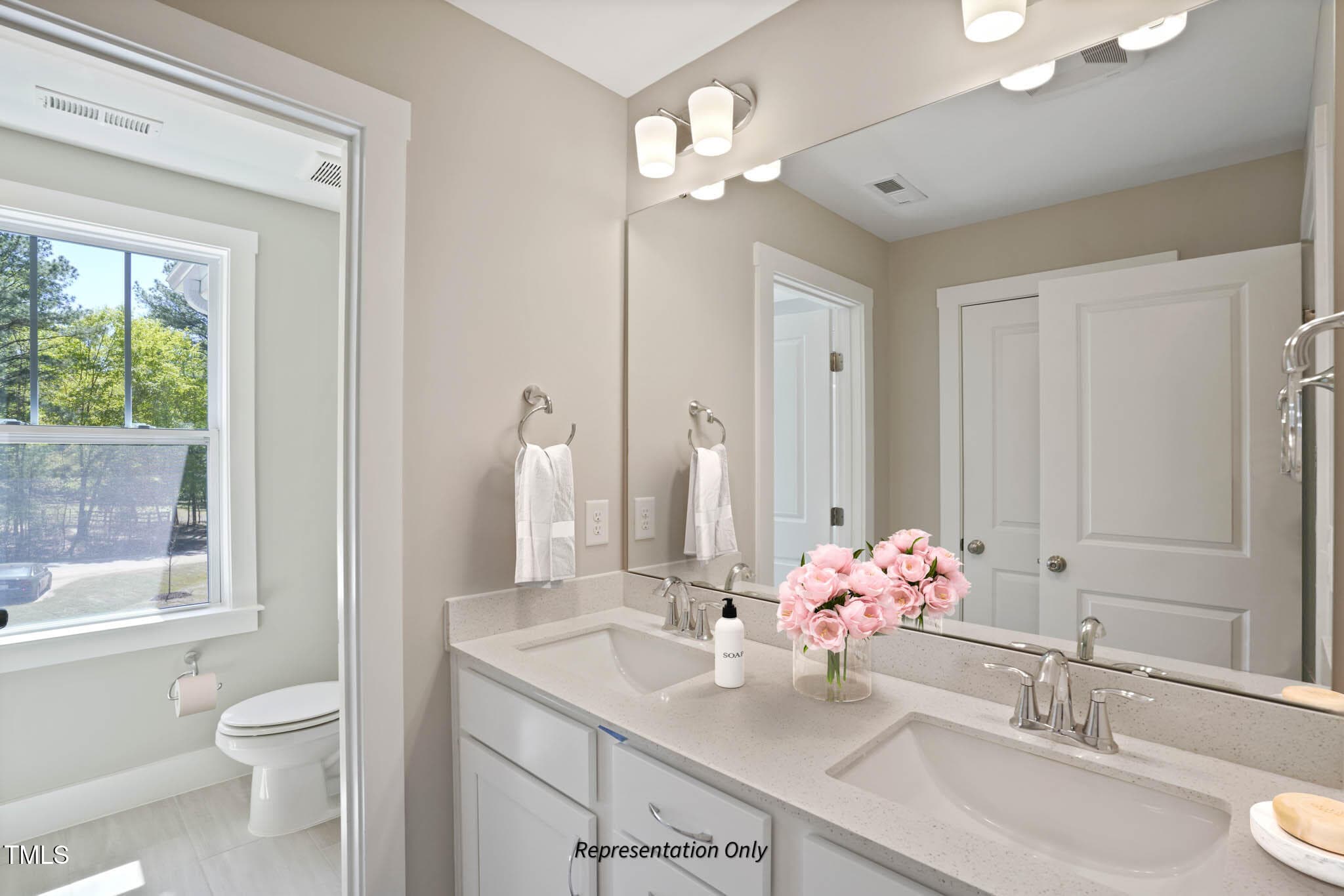 Bath - 410 Sweetfern Lane, Zebulon, NC 27597, Zebulon