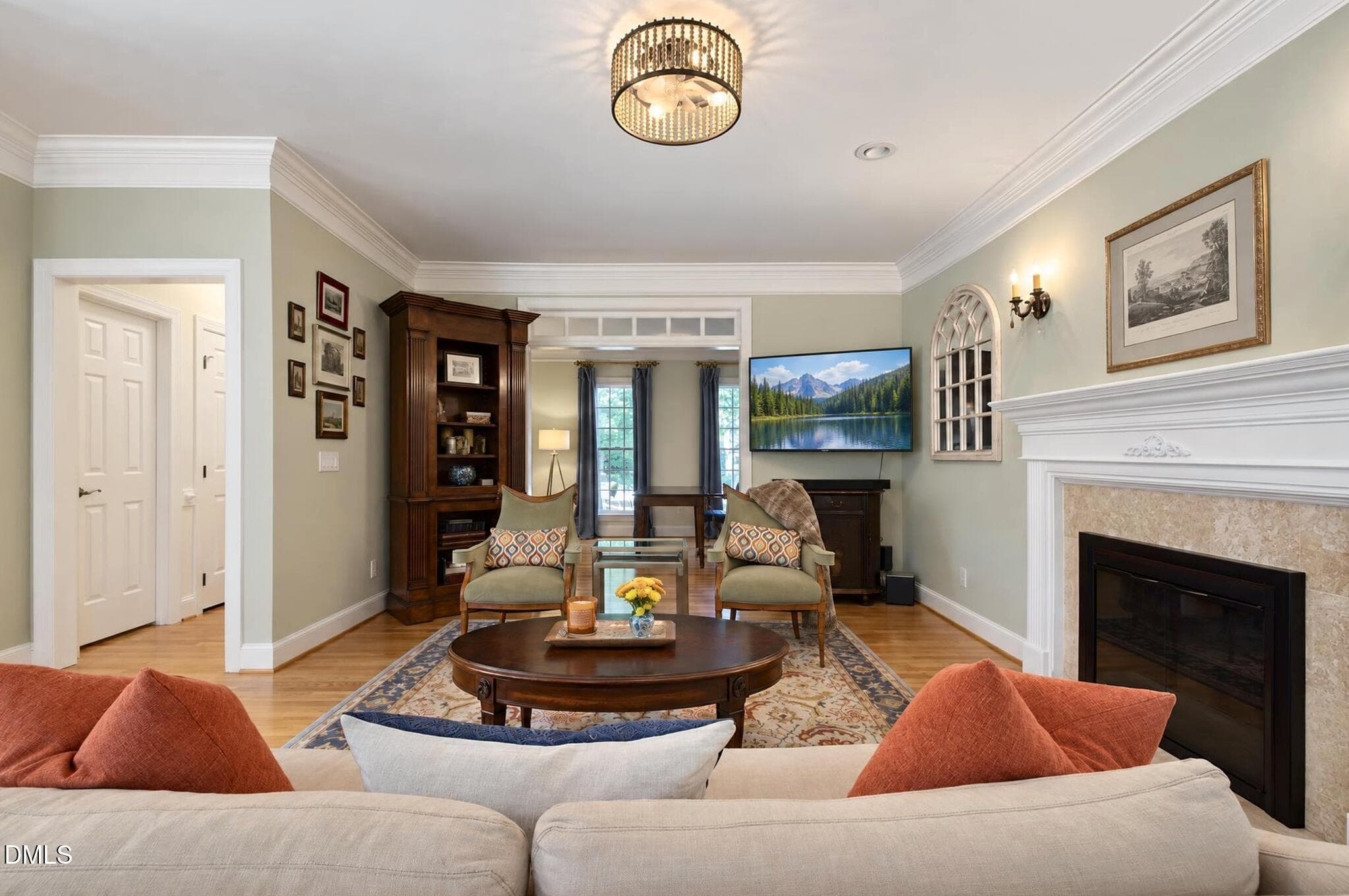 Oversized mantel - 200 Killingsworth Drive, Cary, NC 27518