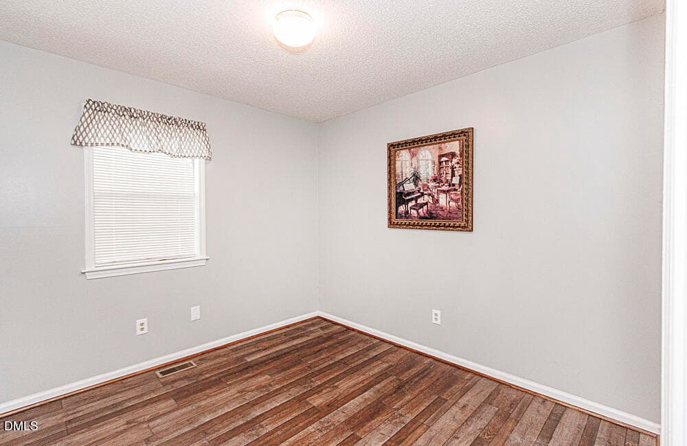 Bed2 - 222 Deer Walk Road, Tarboro, NC 27886