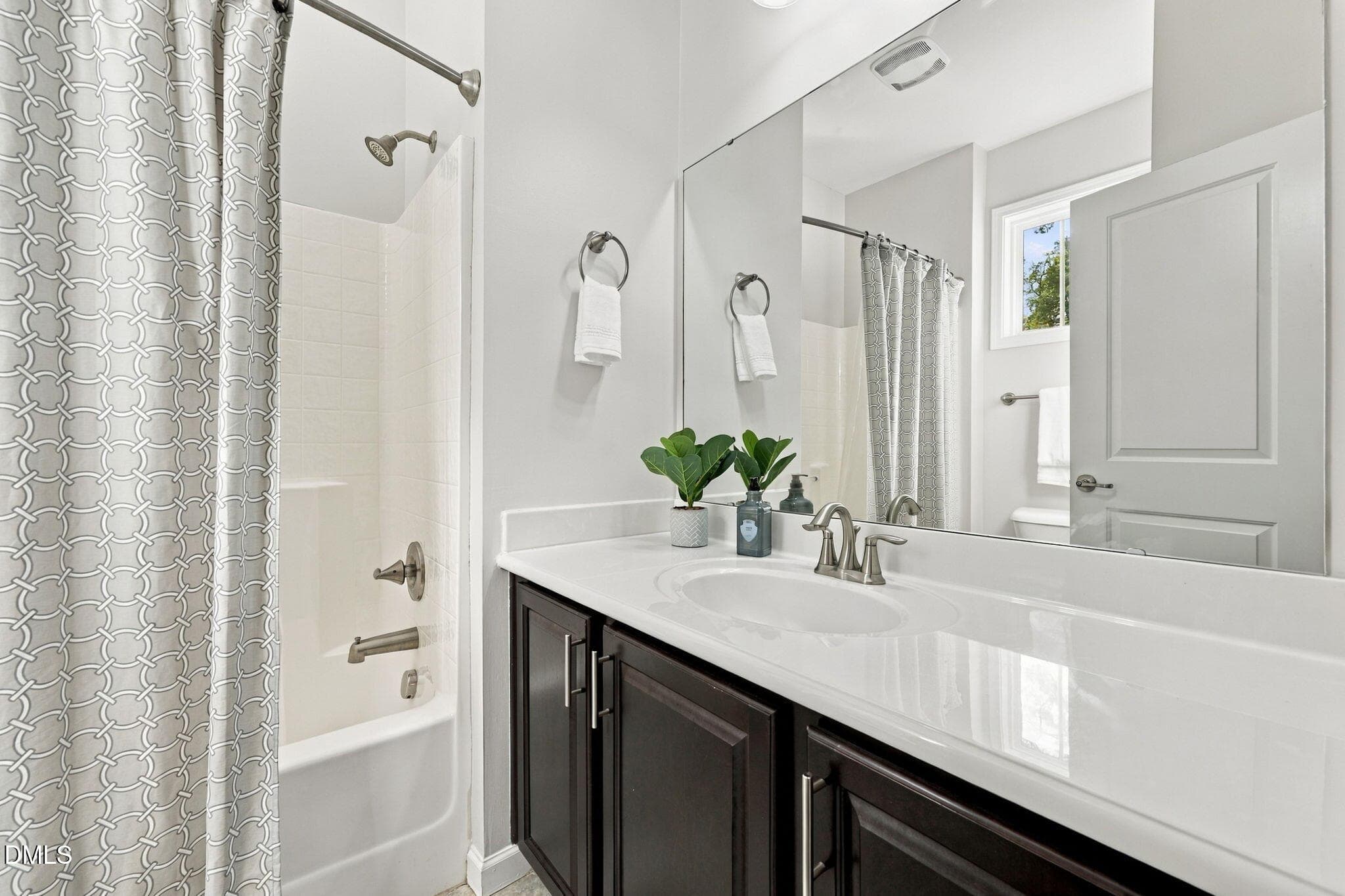 62-web-or-mls-IMG_9376_edit - 1513 Fullerton Place, Raleigh, NC 27607