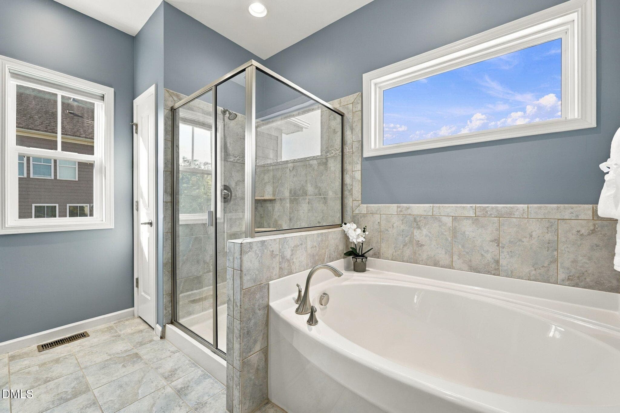 72-web-or-mls-IMG_9412 - 1513 Fullerton Place, Raleigh, NC 27607