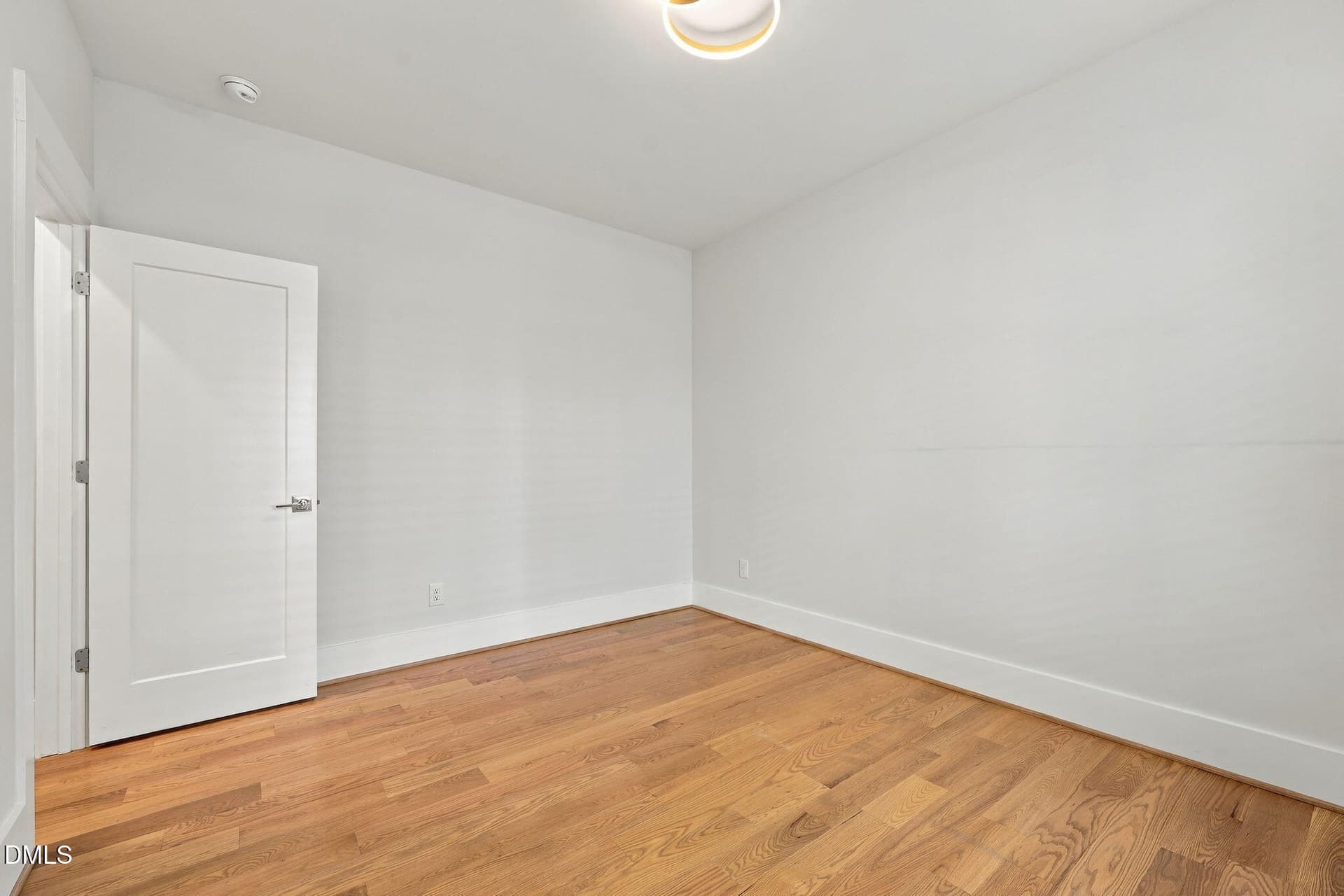 30-web-or-mls-IMG_0583 - 511 E Nc-54 Highway, Durham, NC 27713