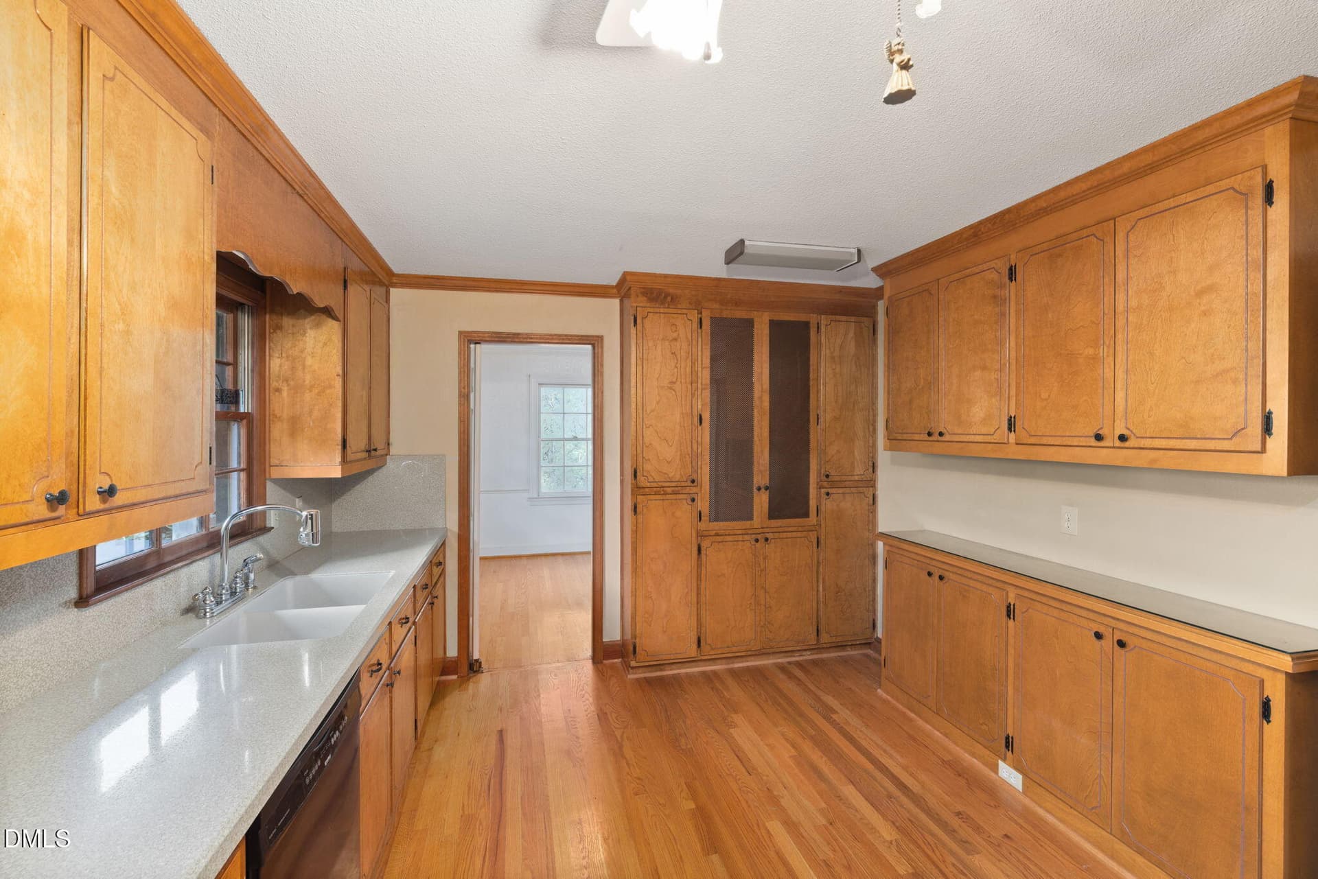 14-web-or-mls-DX3A1472 - 3301 Caldwell Drive, Raleigh, NC 27607