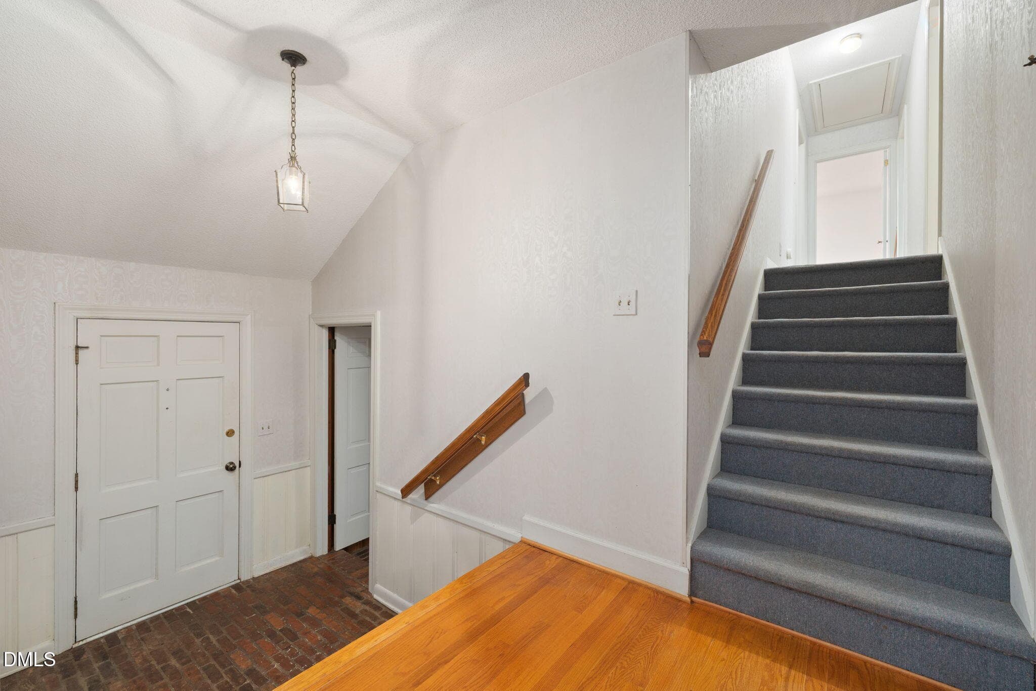 22-web-or-mls-DX3A1539 - 3301 Caldwell Drive, Raleigh, NC 27607