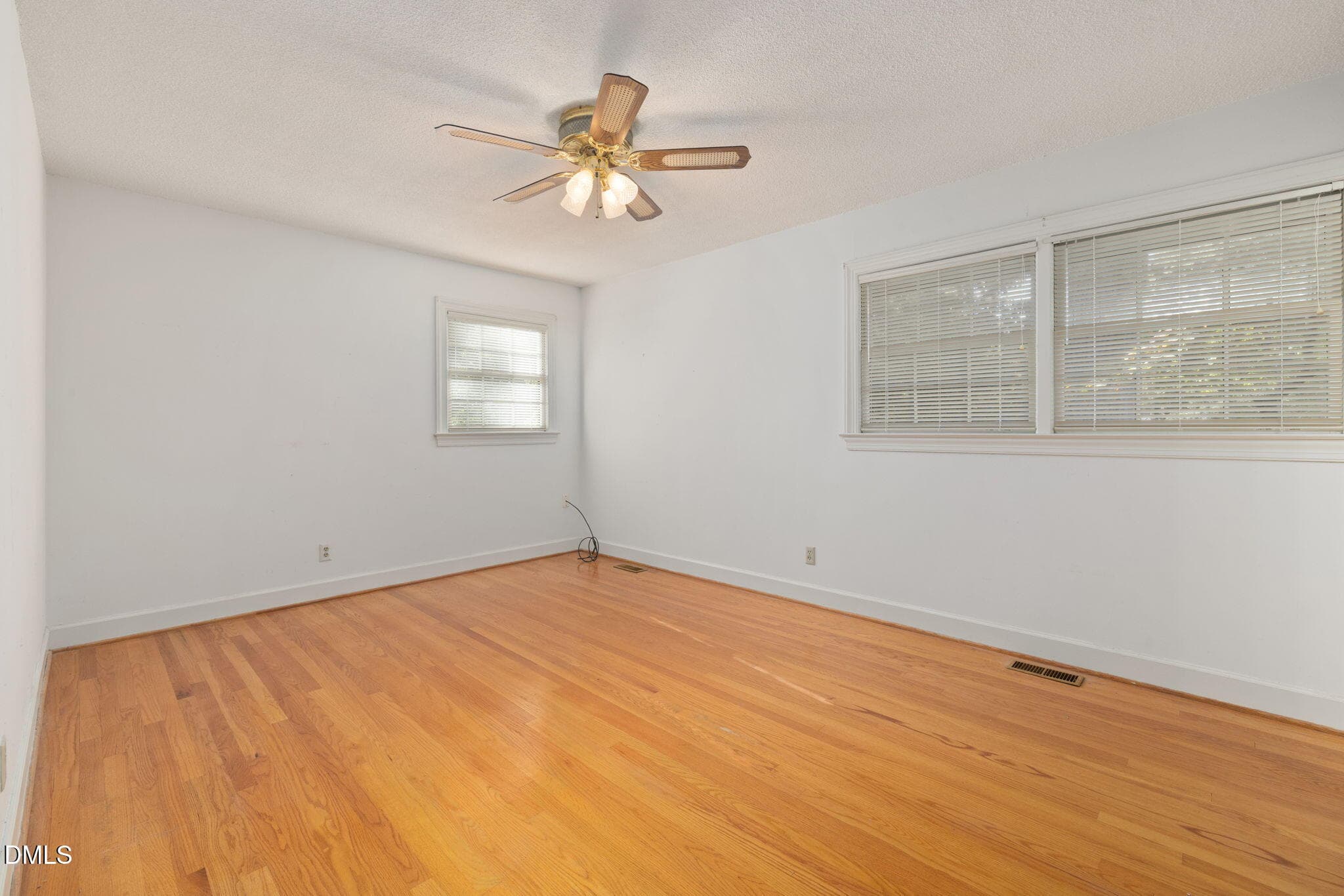 27-web-or-mls-DX3A1575 - 3301 Caldwell Drive, Raleigh, NC 27607