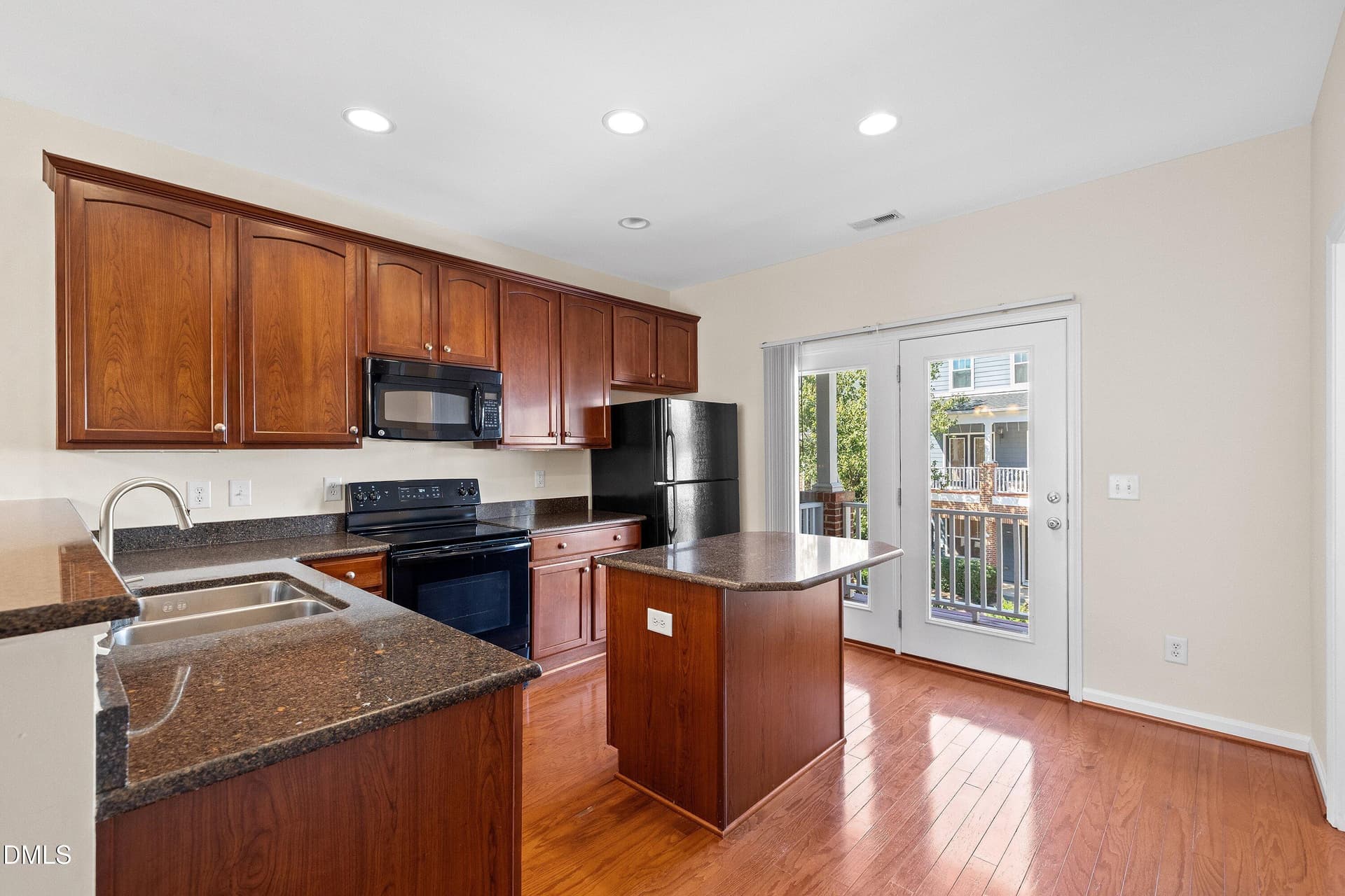 Kitchen - 329 Kinellan Lane, Cary, NC 27519