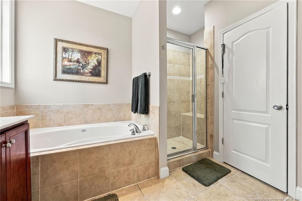 Photo 11 - 188 Lamplighter Way, Spring Lake, NC 28390, Spring Lake