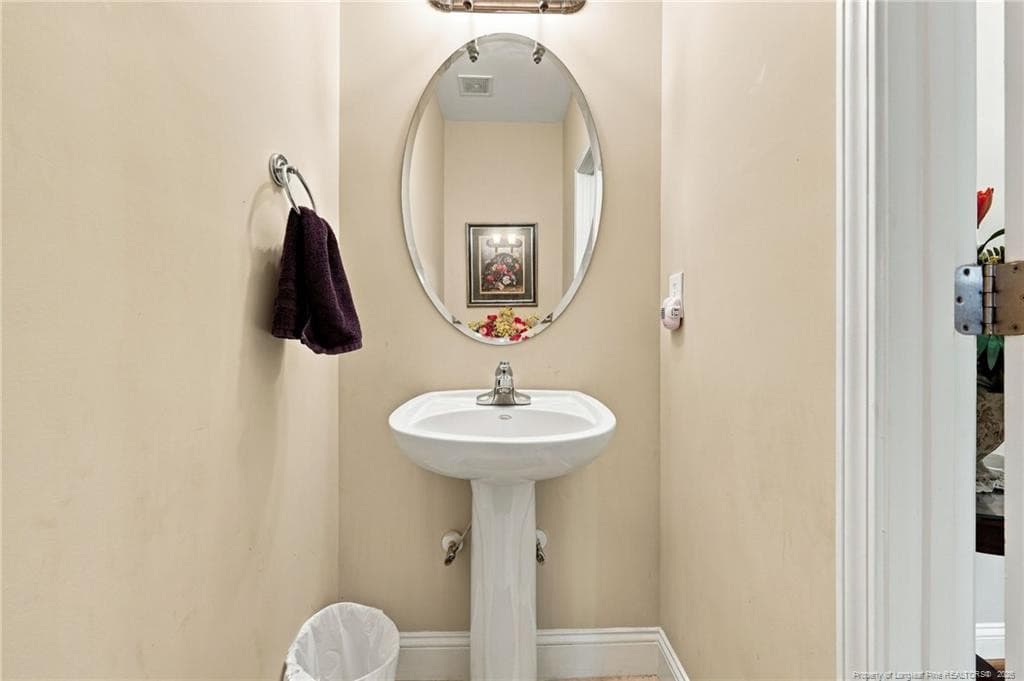 Photo 12 - 188 Lamplighter Way, Spring Lake, NC 28390, Spring Lake