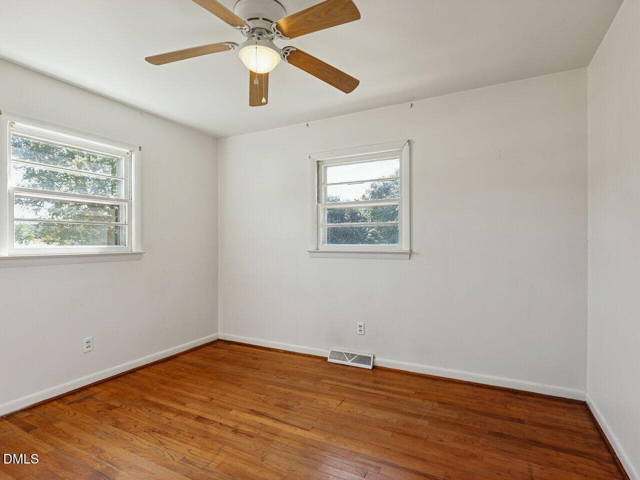 022-1280x960-bedroom-3 - 246 Railroad Road, Benson, NC 27504, Benson