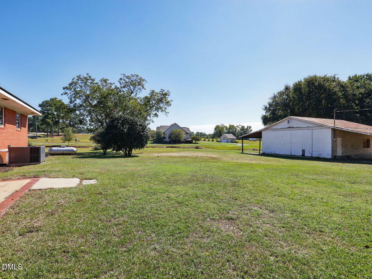 025-1280x960-backyard - 246 Railroad Road, Benson, NC 27504, Benson