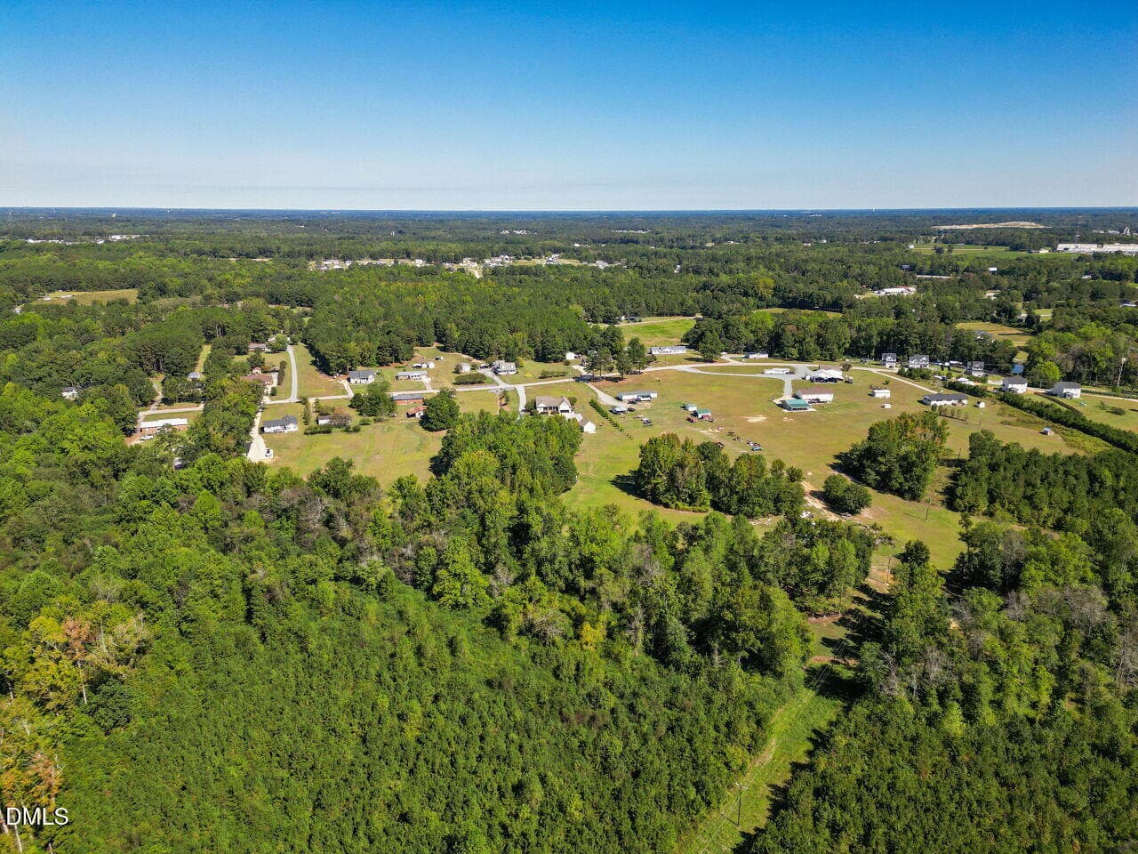 030-1280x960-photo - 246 Railroad Road, Benson, NC 27504, Benson