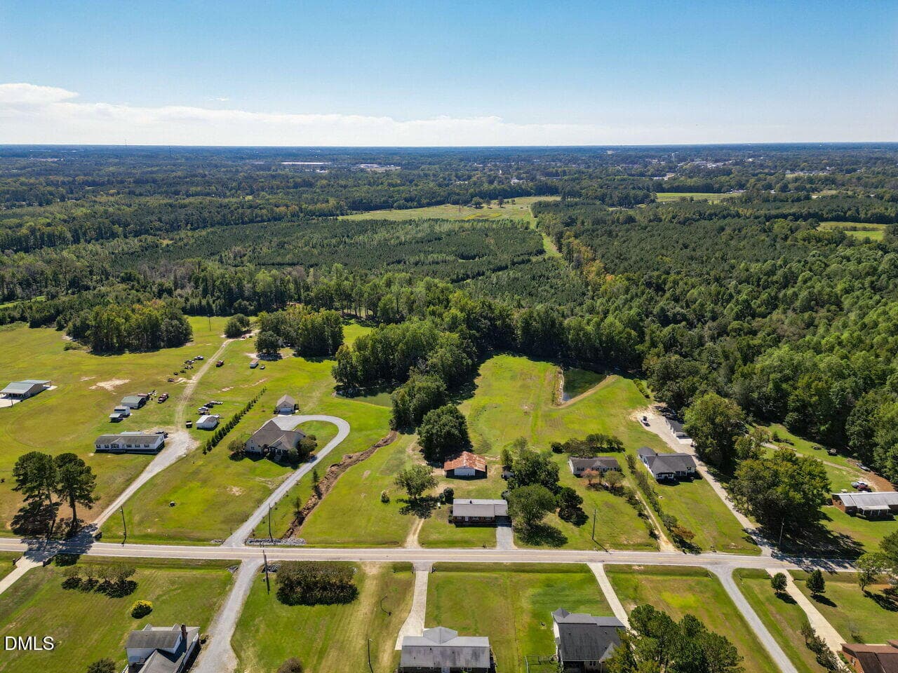 041-1280x960-photo - 246 Railroad Road, Benson, NC 27504, Benson