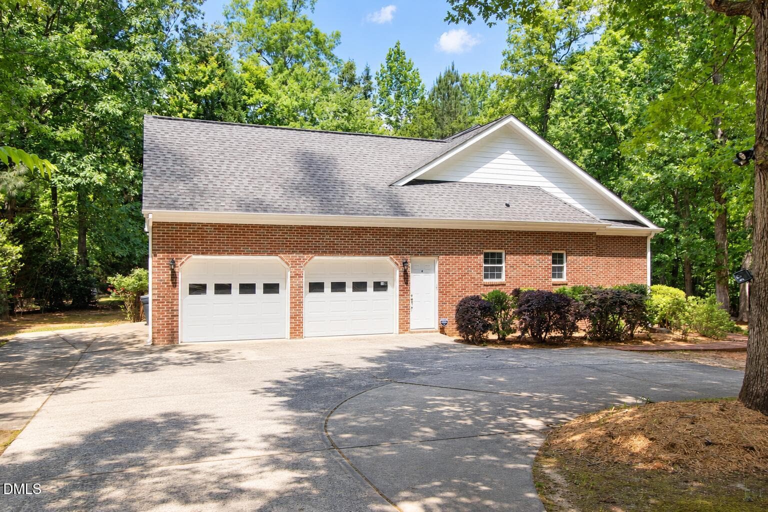 Side view - 1102 Falling Stream, Sanford, NC 27332