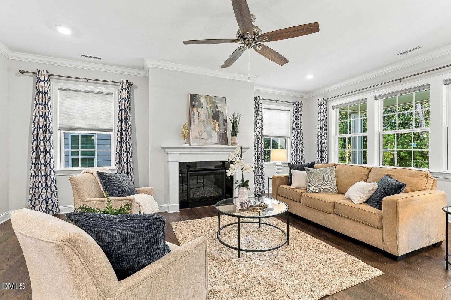 033-045-Family Room-1500x1000 - 172 Sea Foam Drive, Raleigh, NC 27610