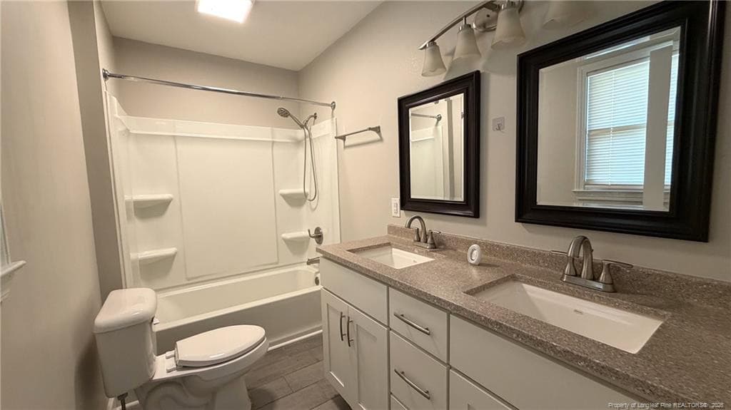 Master Bathroom - 3257 Vardaman Avenue, Hope Mills, NC 28348, Hope Mills
