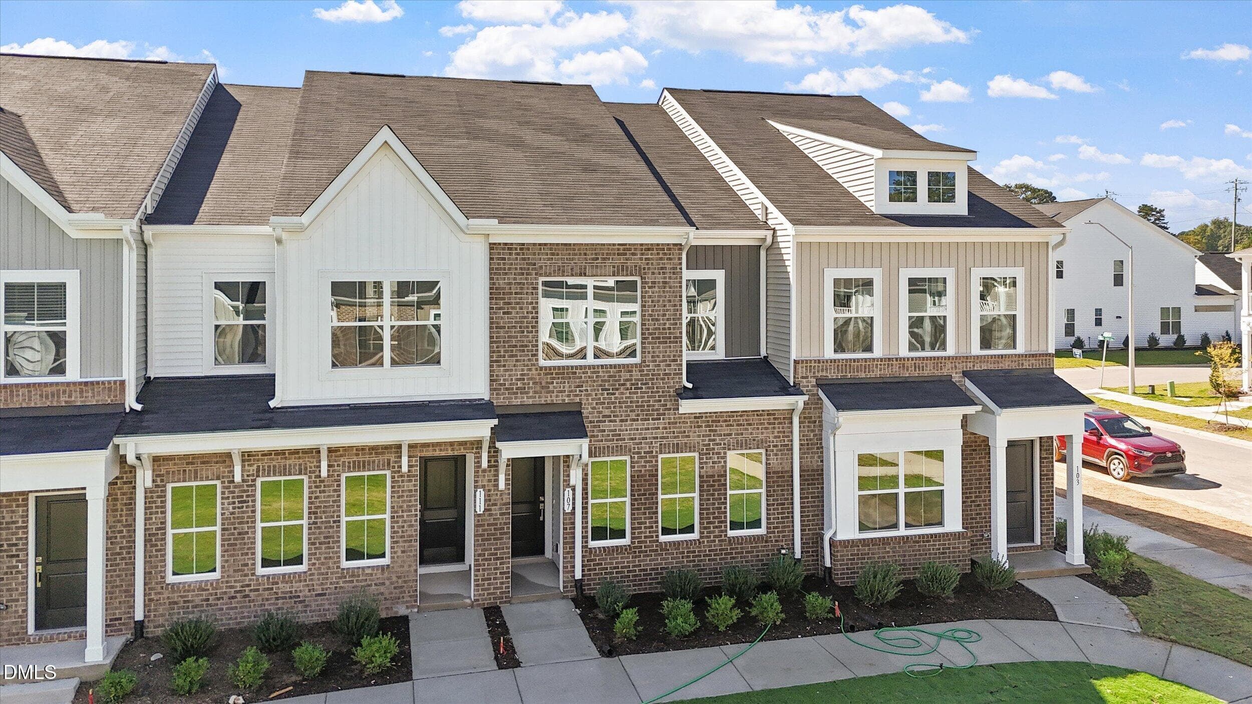 FMWeb02 - 107 Wood Aster Way 302, Garner, NC 27529