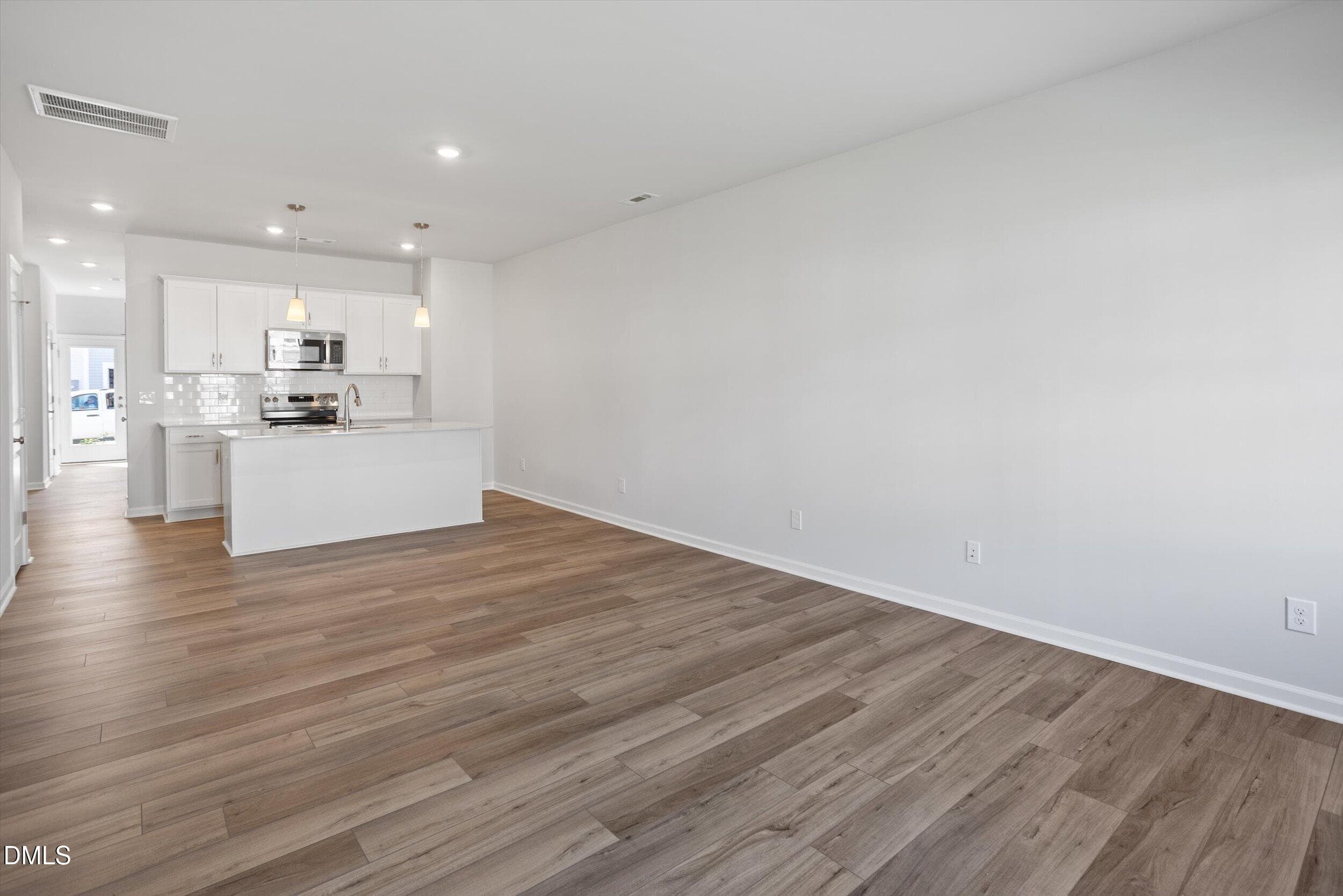 FMWeb03 - 107 Wood Aster Way 302, Garner, NC 27529