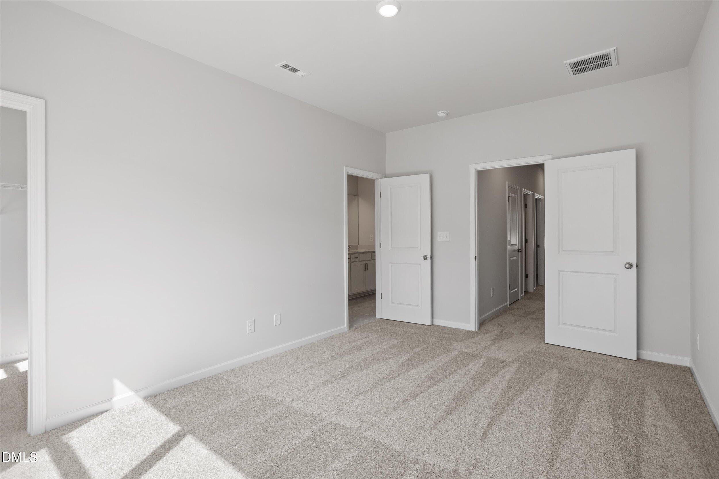 FMWeb16 - 107 Wood Aster Way 302, Garner, NC 27529
