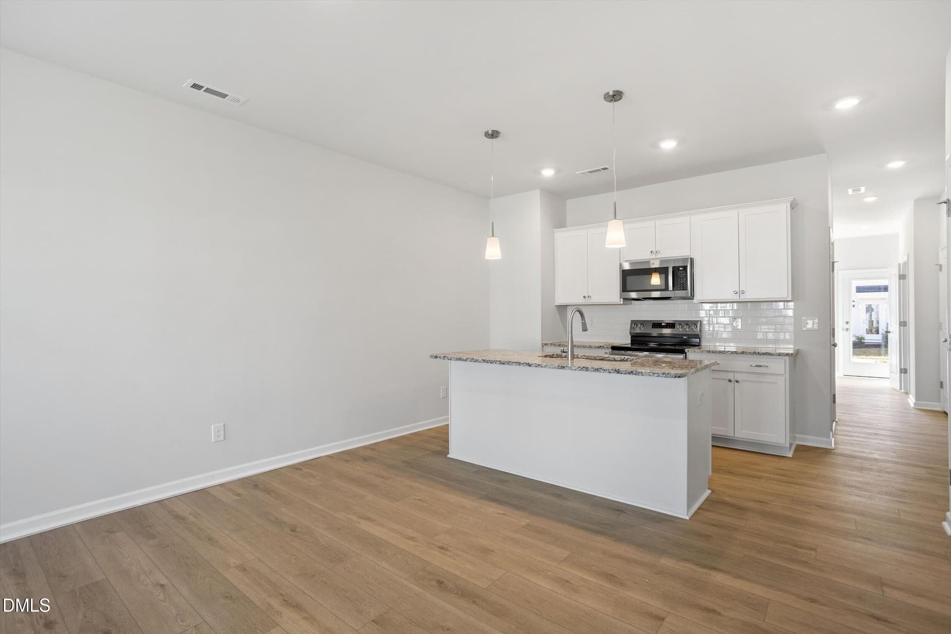 FMWeb07 - 111 Wood Aster Way 301, Garner, NC 27529