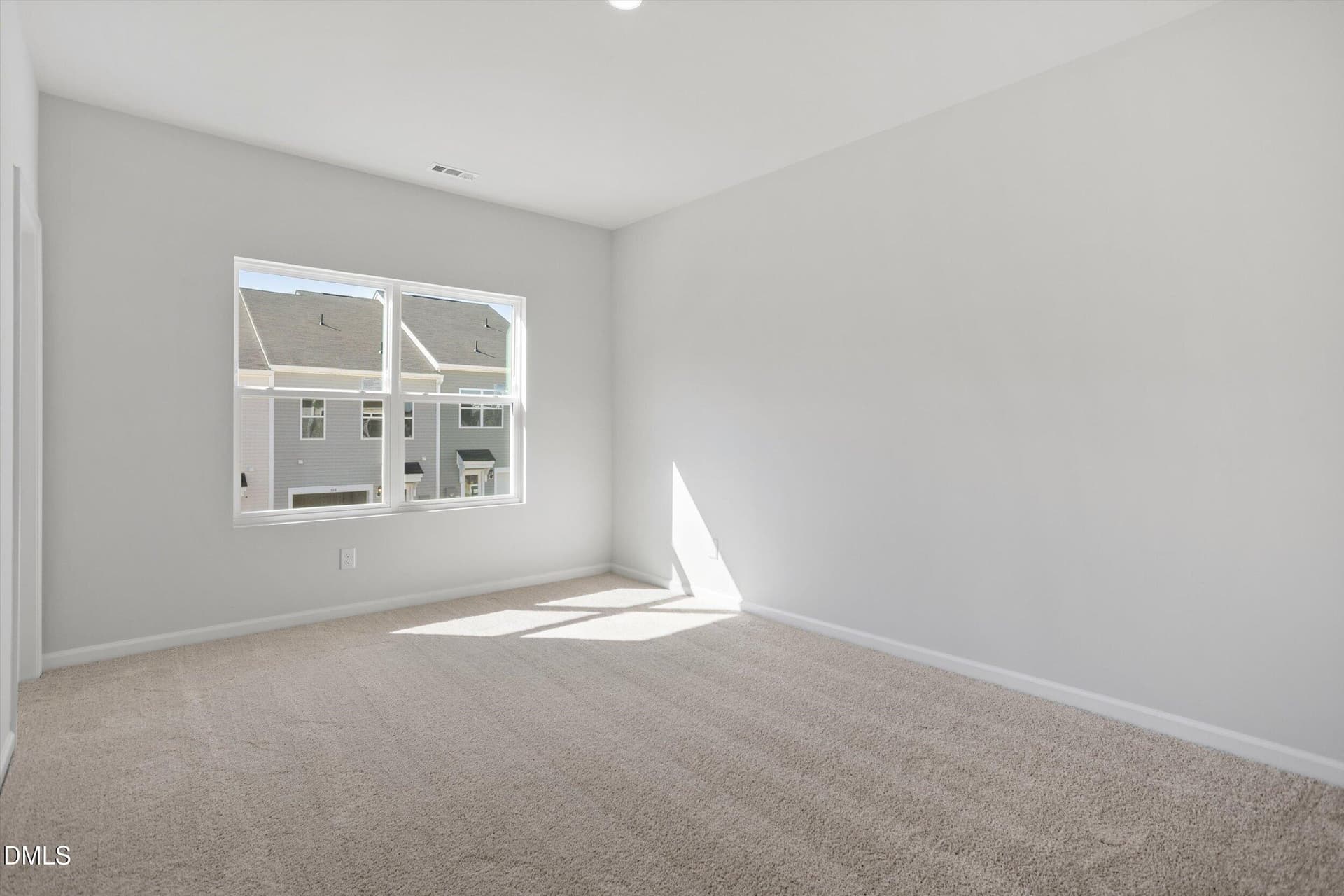 FMWeb18 - 111 Wood Aster Way 301, Garner, NC 27529